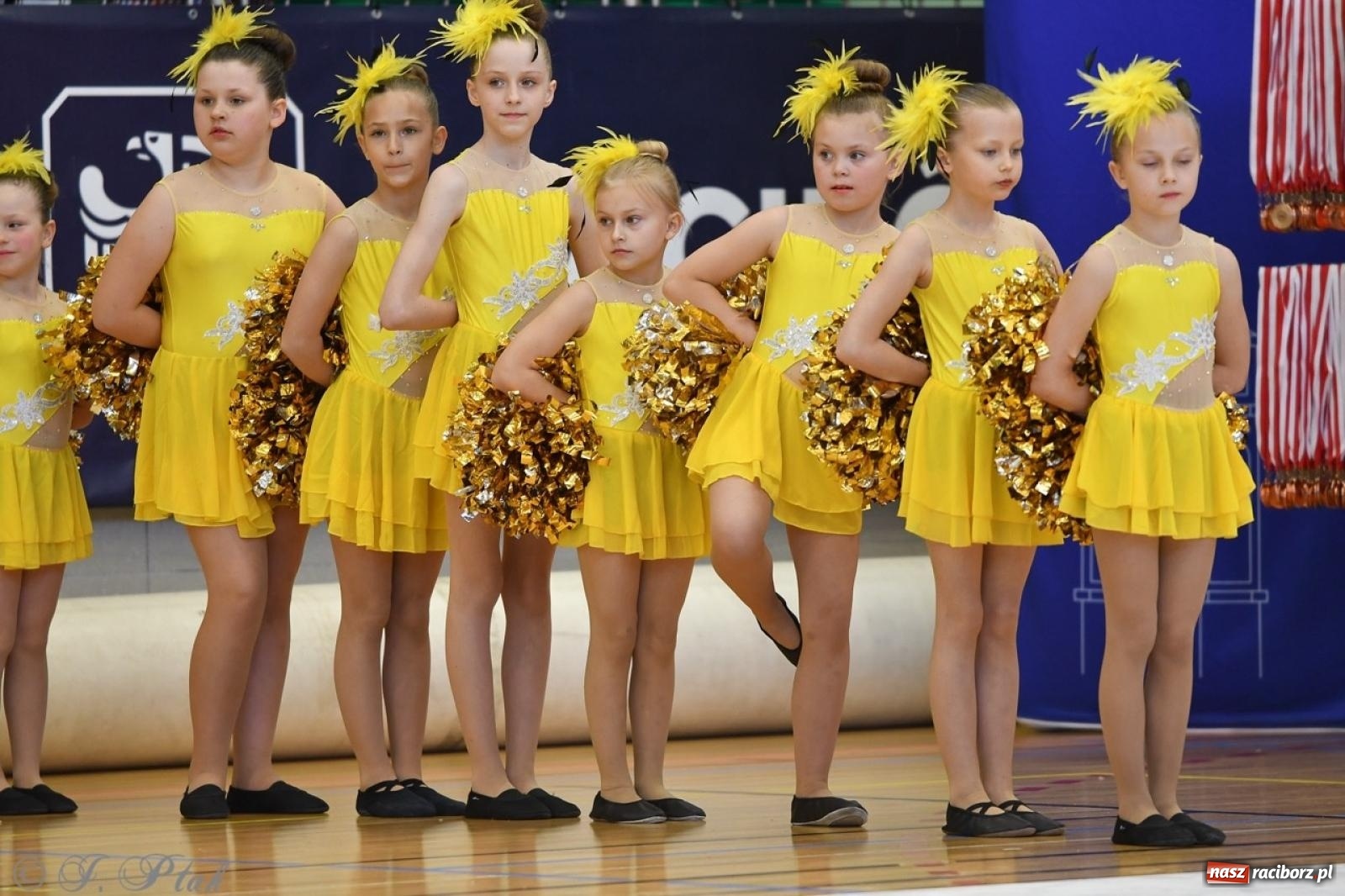 Zdjęcie w galerii na portalu naszraciborz.pl: Racibórz gości Mistrzostwa Okręgu Mażoretek Polski Południowo-Zachodniej [FOTO] wiadomości z regionu