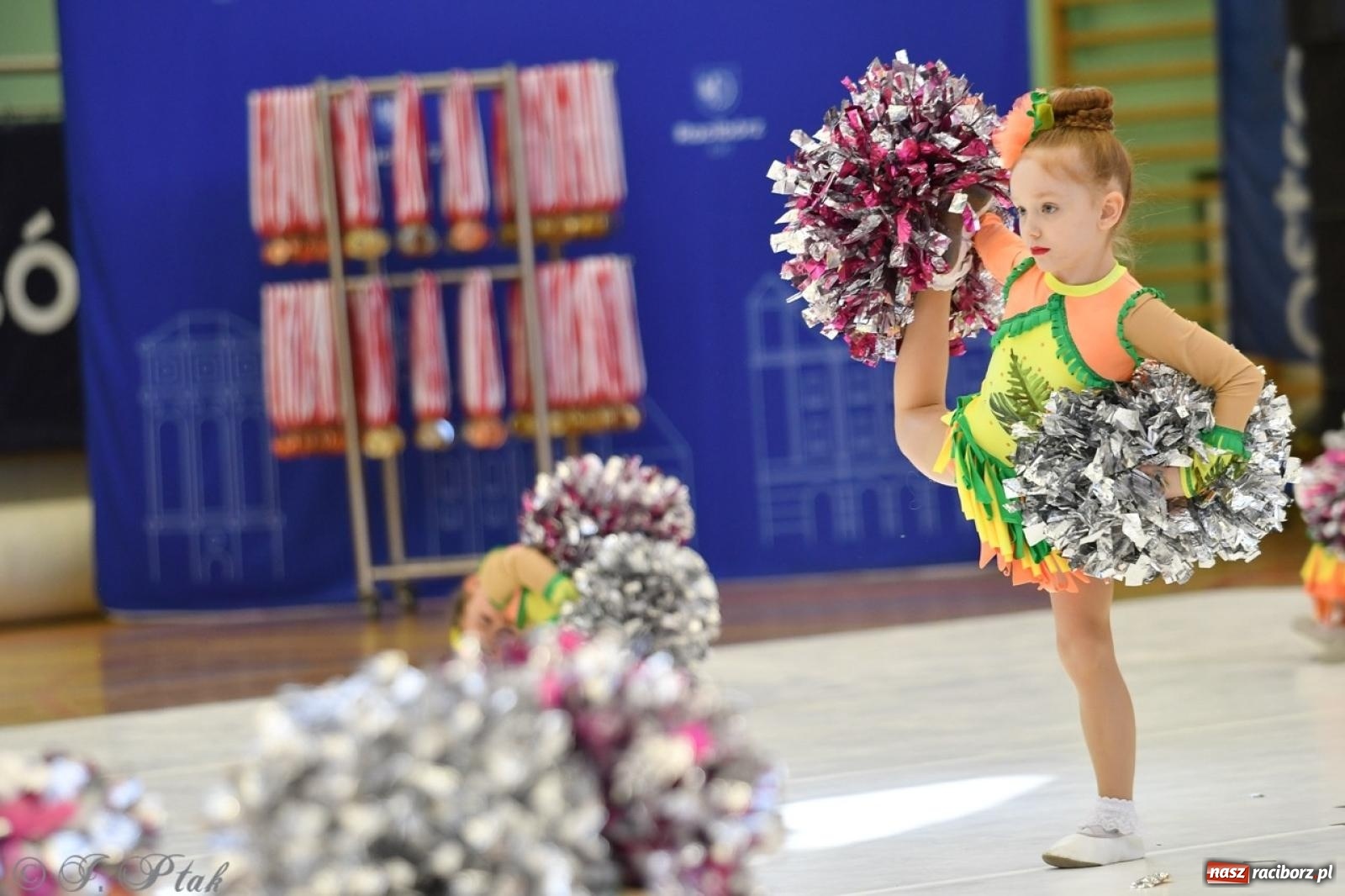 Zdjęcie w galerii na portalu naszraciborz.pl: Racibórz gości Mistrzostwa Okręgu Mażoretek Polski Południowo-Zachodniej [FOTO] wiadomości z regionu