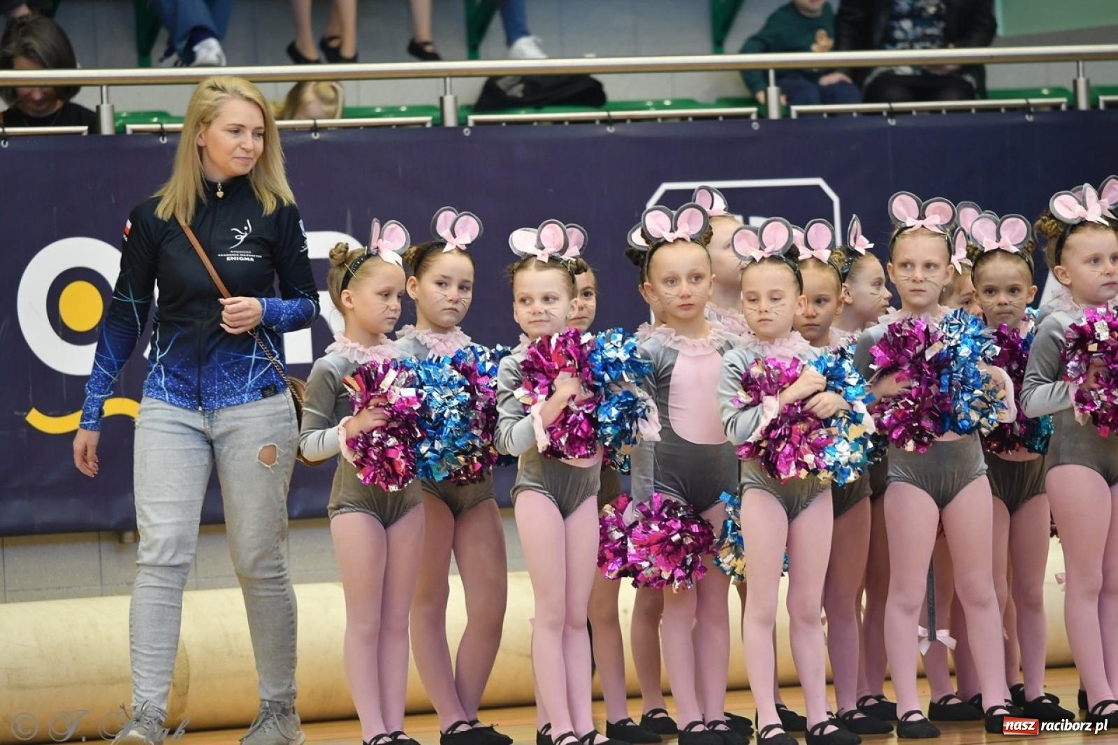 Zdjęcie w galerii na portalu naszraciborz.pl: Racibórz gości Mistrzostwa Okręgu Mażoretek Polski Południowo-Zachodniej [FOTO] wiadomości z regionu