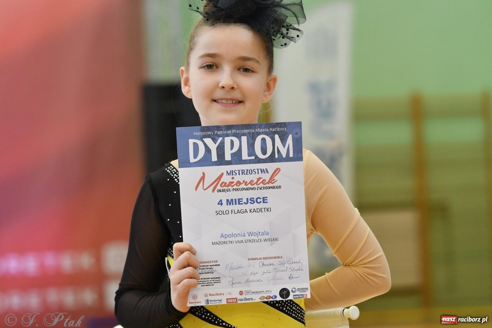 Zdjęcie w galerii na portalu naszraciborz.pl: Racibórz gości Mistrzostwa Okręgu Mażoretek Polski Południowo-Zachodniej [FOTO] wiadomości z regionu