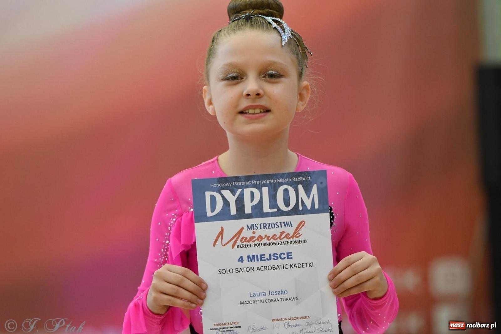 Zdjęcie w galerii na portalu naszraciborz.pl: Racibórz gości Mistrzostwa Okręgu Mażoretek Polski Południowo-Zachodniej [FOTO] wiadomości z regionu