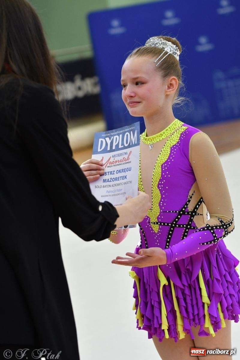 Zdjęcie w galerii na portalu naszraciborz.pl: Racibórz gości Mistrzostwa Okręgu Mażoretek Polski Południowo-Zachodniej [FOTO] wiadomości z regionu