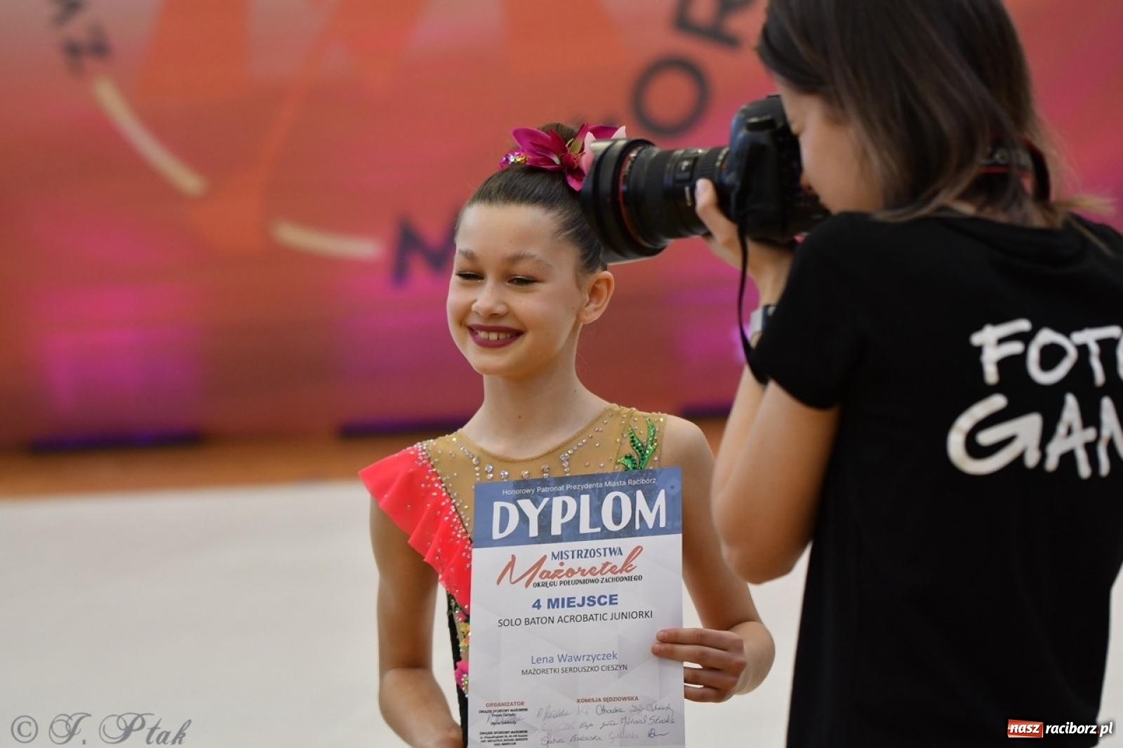 Zdjęcie w galerii na portalu naszraciborz.pl: Racibórz gości Mistrzostwa Okręgu Mażoretek Polski Południowo-Zachodniej [FOTO] wiadomości z regionu