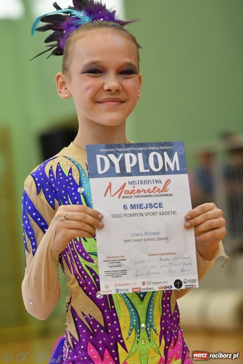 Zdjęcie w galerii na portalu naszraciborz.pl: Racibórz gości Mistrzostwa Okręgu Mażoretek Polski Południowo-Zachodniej [FOTO] wiadomości z regionu