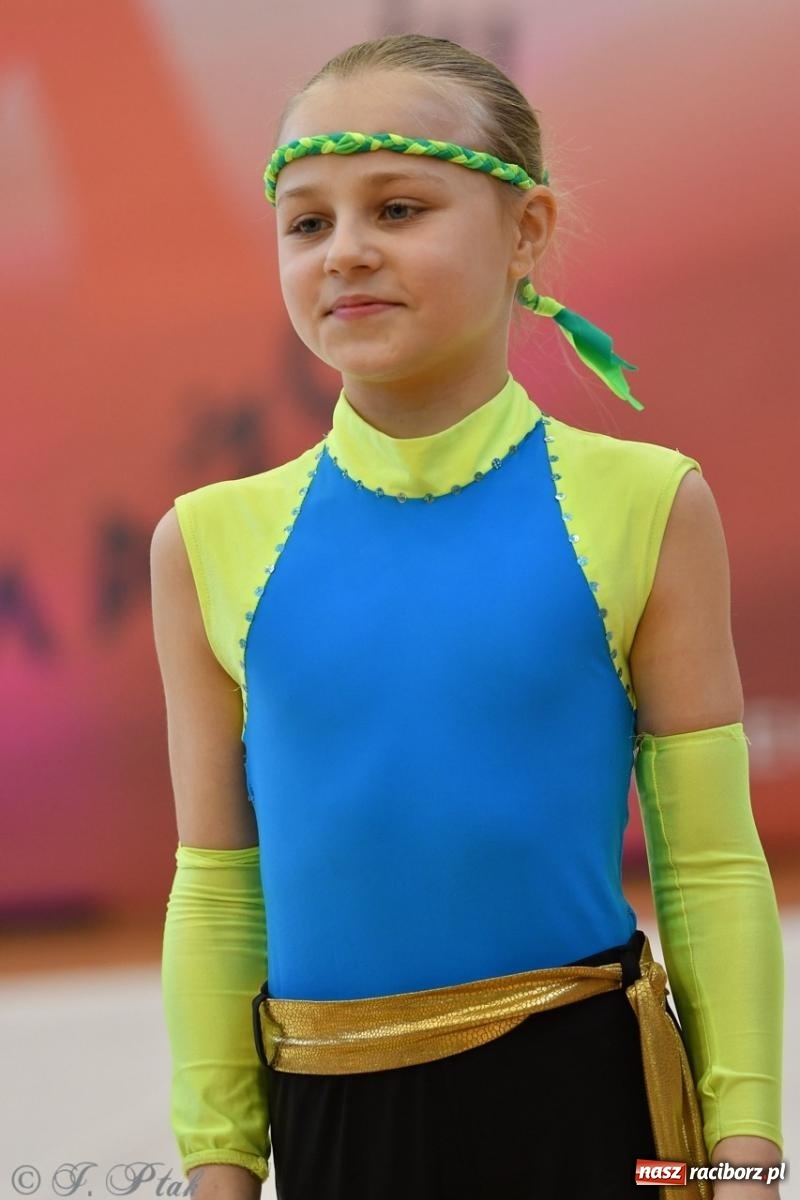 Zdjęcie w galerii na portalu naszraciborz.pl: Racibórz gości Mistrzostwa Okręgu Mażoretek Polski Południowo-Zachodniej [FOTO] wiadomości z regionu