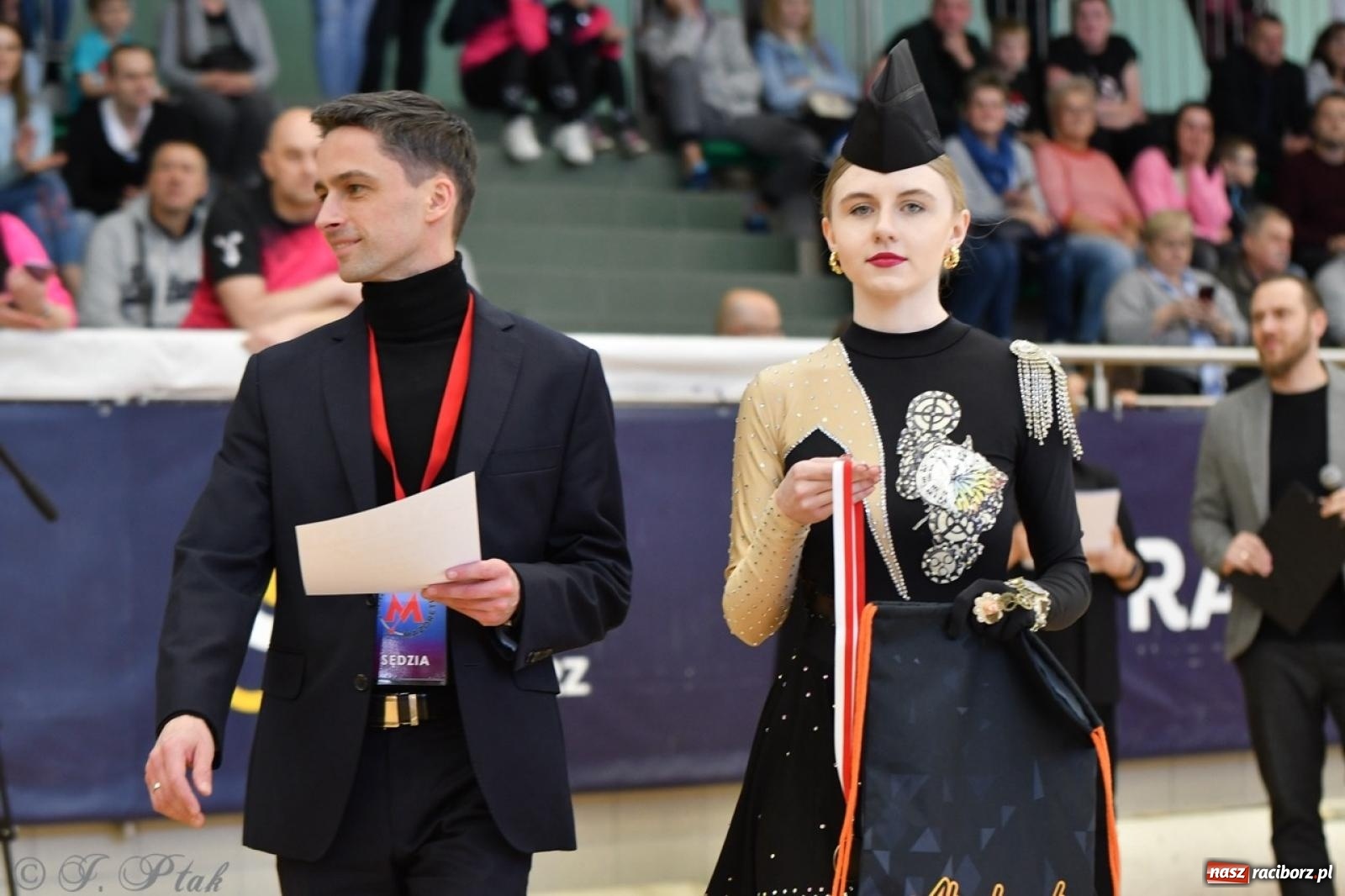 Zdjęcie w galerii na portalu naszraciborz.pl: Racibórz gości Mistrzostwa Okręgu Mażoretek Polski Południowo-Zachodniej [FOTO] wiadomości z regionu