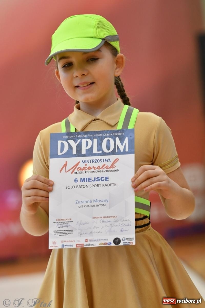 Zdjęcie w galerii na portalu naszraciborz.pl: Racibórz gości Mistrzostwa Okręgu Mażoretek Polski Południowo-Zachodniej [FOTO] wiadomości z regionu