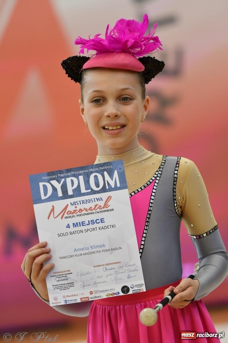 Zdjęcie w galerii na portalu naszraciborz.pl: Racibórz gości Mistrzostwa Okręgu Mażoretek Polski Południowo-Zachodniej [FOTO] wiadomości z regionu