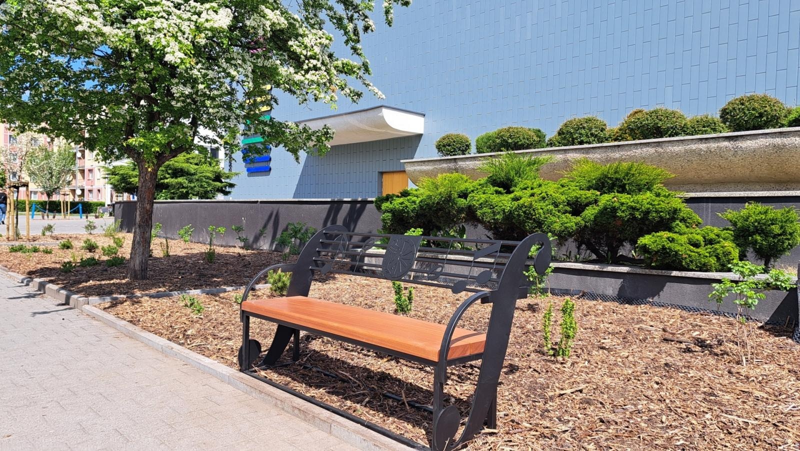 Zdjęcie w galerii na portalu naszraciborz.pl: Ul. Ogrodowa i K. Miarki już wkrótce zakwitną wiadomości z regionu