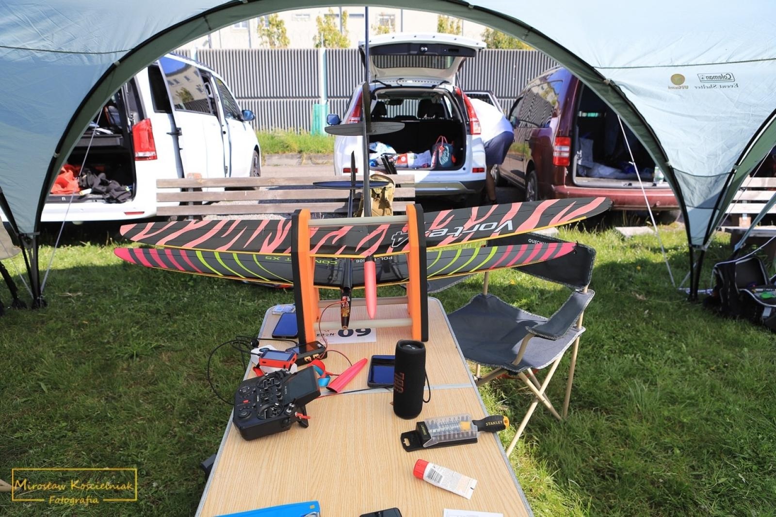 Zdjęcie w galerii na portalu naszraciborz.pl: Modelarze rywalizują dziś na Płoni [FOTO] wiadomości z regionu