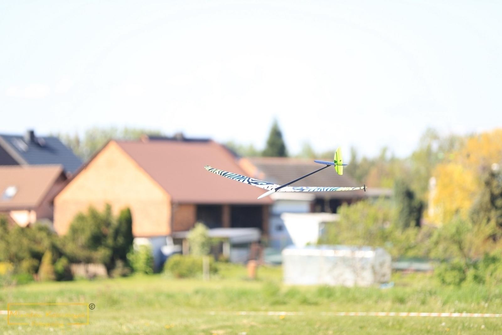 Zdjęcie w galerii na portalu naszraciborz.pl: Modelarze rywalizują dziś na Płoni [FOTO] wiadomości z regionu