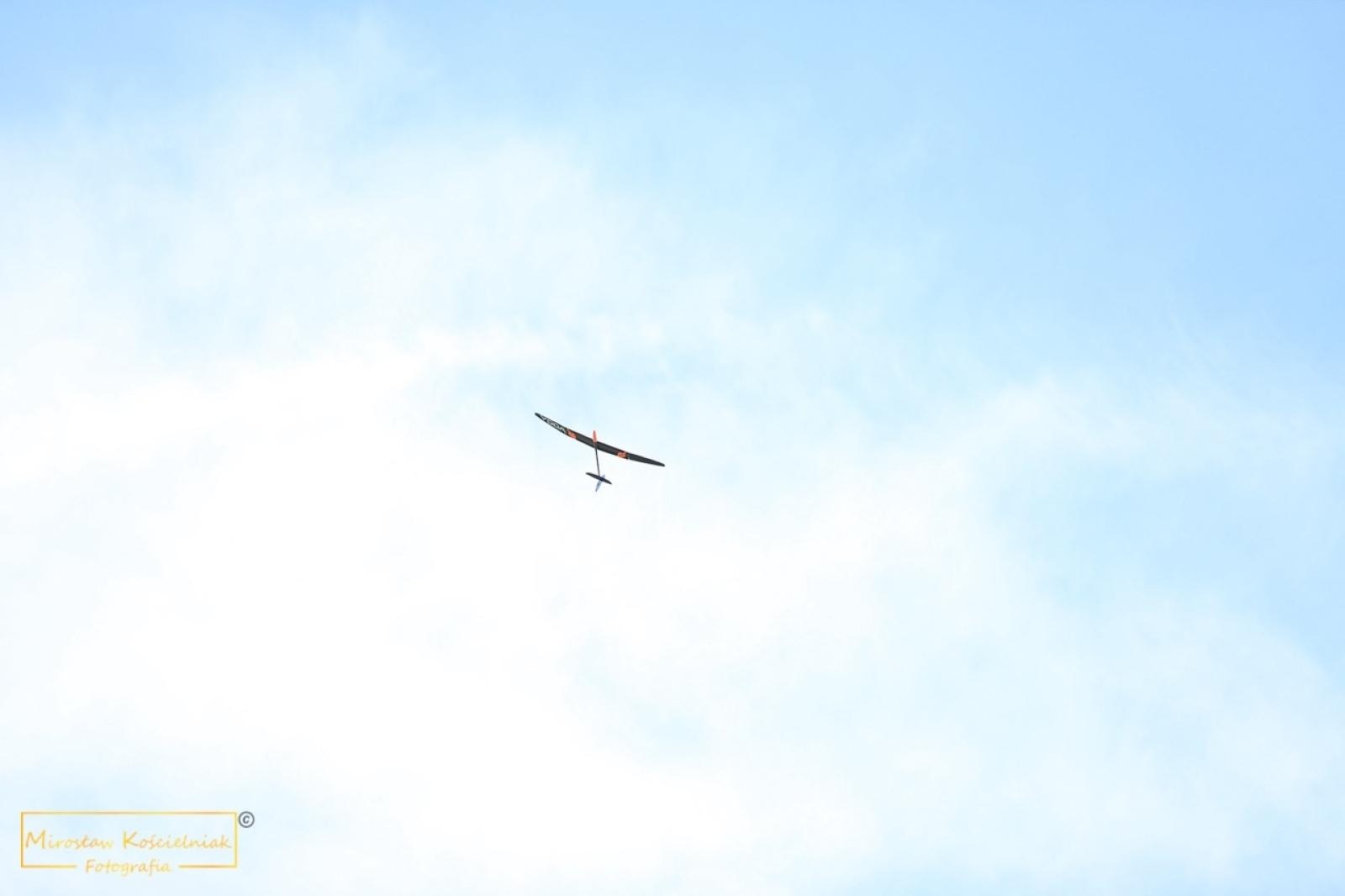 Zdjęcie w galerii na portalu naszraciborz.pl: Modelarze rywalizują dziś na Płoni [FOTO] wiadomości z regionu