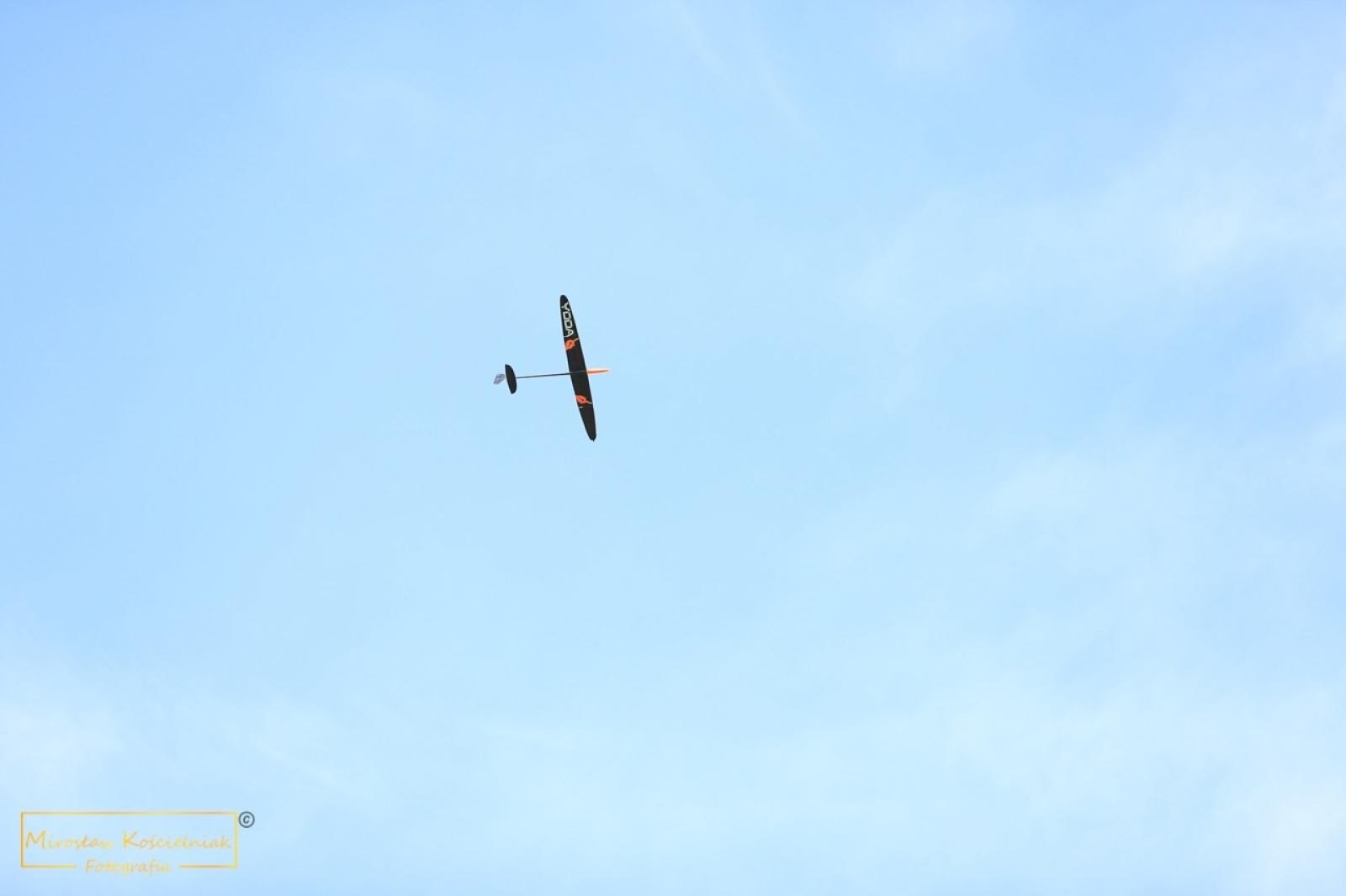 Zdjęcie w galerii na portalu naszraciborz.pl: Modelarze rywalizują dziś na Płoni [FOTO] wiadomości z regionu