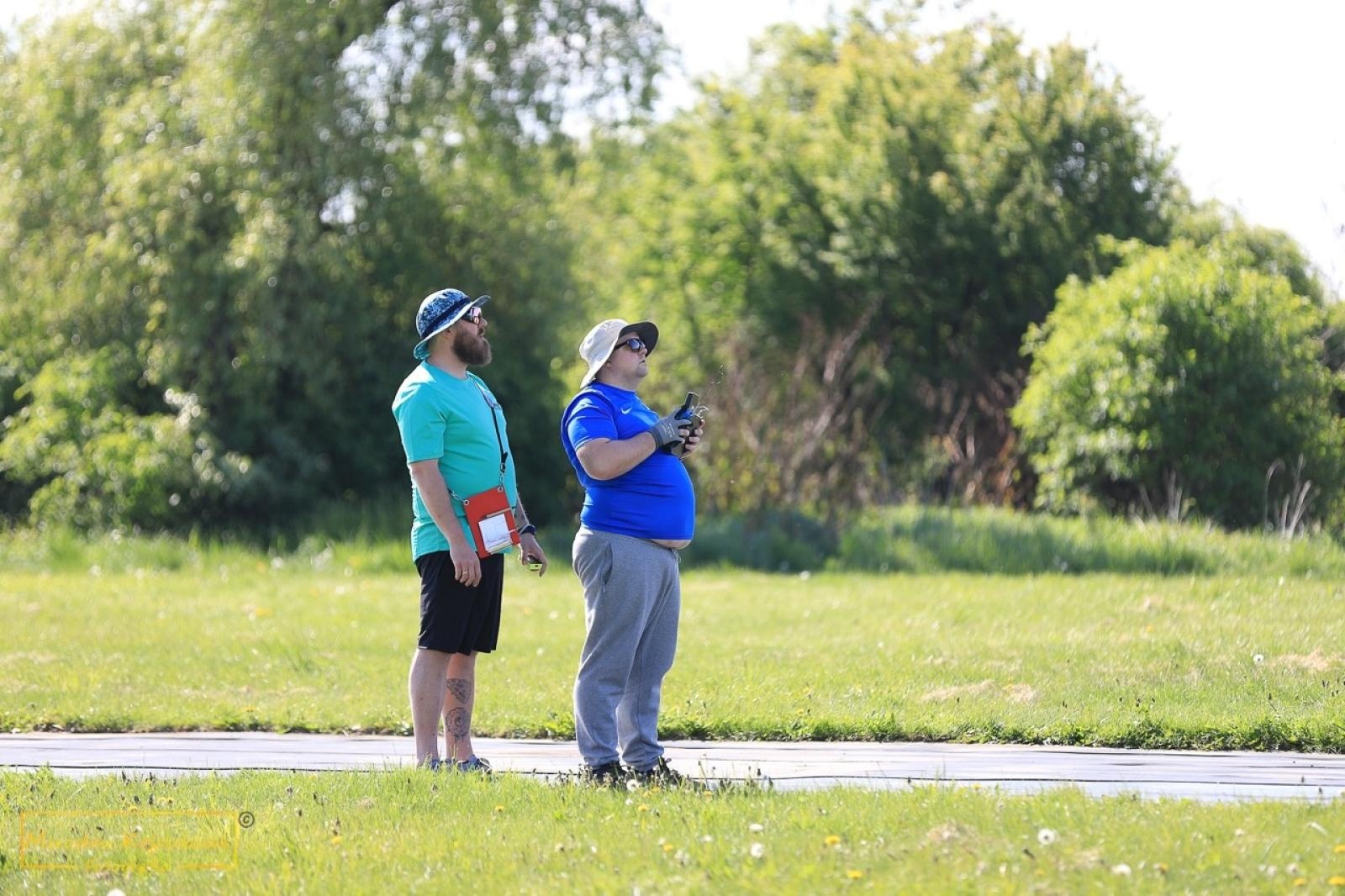 Zdjęcie w galerii na portalu naszraciborz.pl: Modelarze rywalizują dziś na Płoni [FOTO] wiadomości z regionu