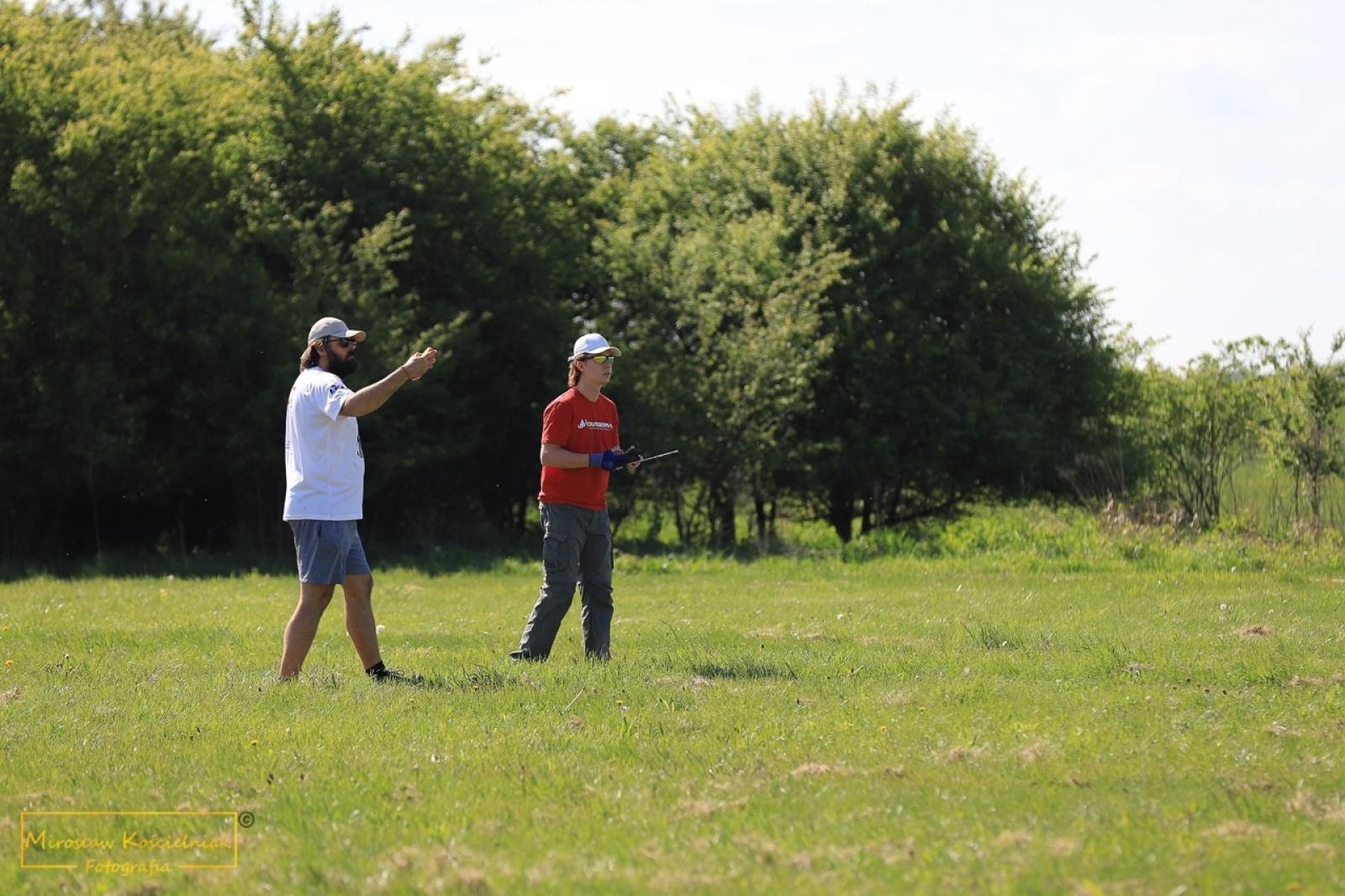 Zdjęcie w galerii na portalu naszraciborz.pl: Modelarze rywalizują dziś na Płoni [FOTO] wiadomości z regionu