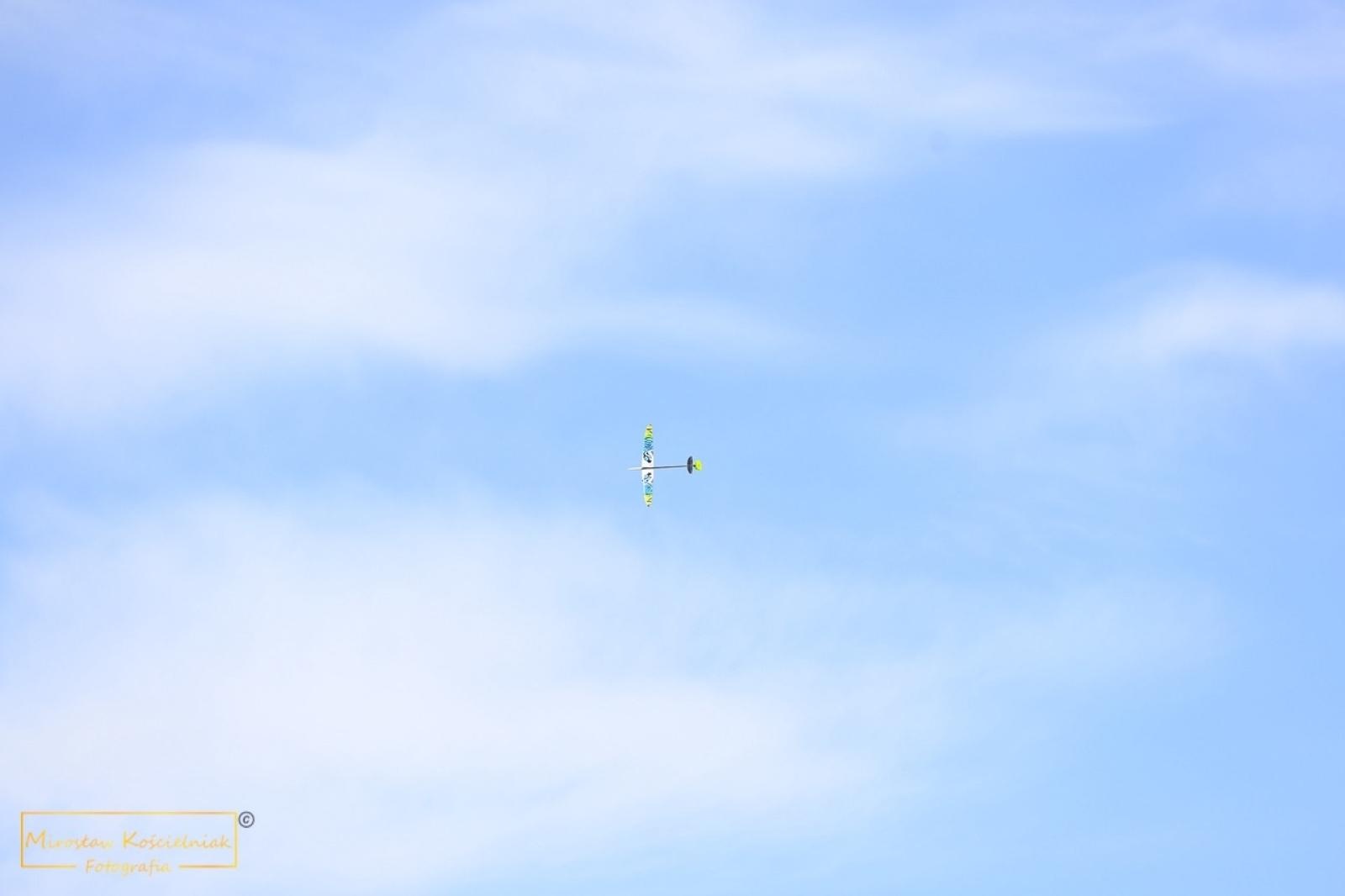 Zdjęcie w galerii na portalu naszraciborz.pl: Modelarze rywalizują dziś na Płoni [FOTO] wiadomości z regionu