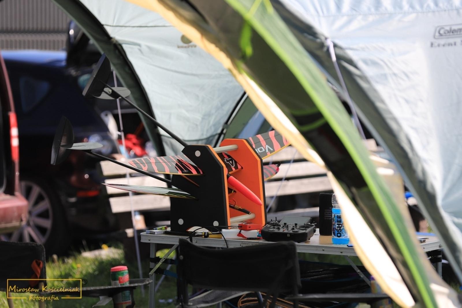 Zdjęcie w galerii na portalu naszraciborz.pl: Modelarze rywalizują dziś na Płoni [FOTO] wiadomości z regionu