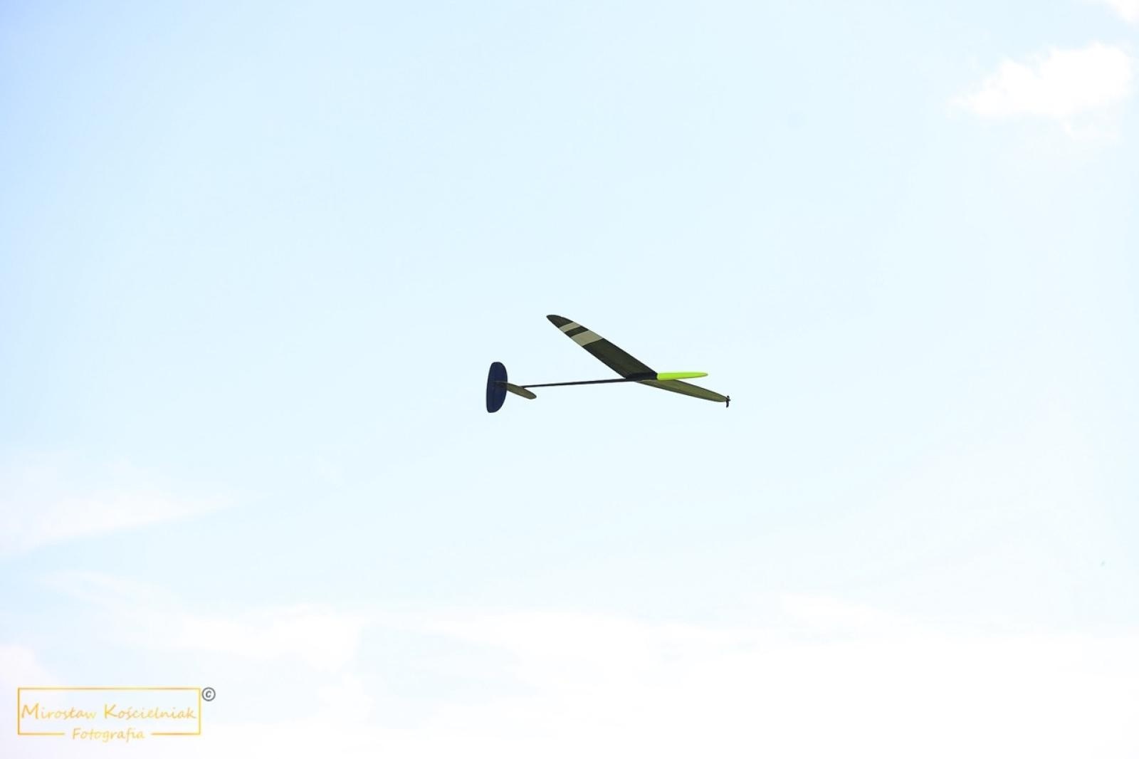 Zdjęcie w galerii na portalu naszraciborz.pl: Modelarze rywalizują dziś na Płoni [FOTO] wiadomości z regionu