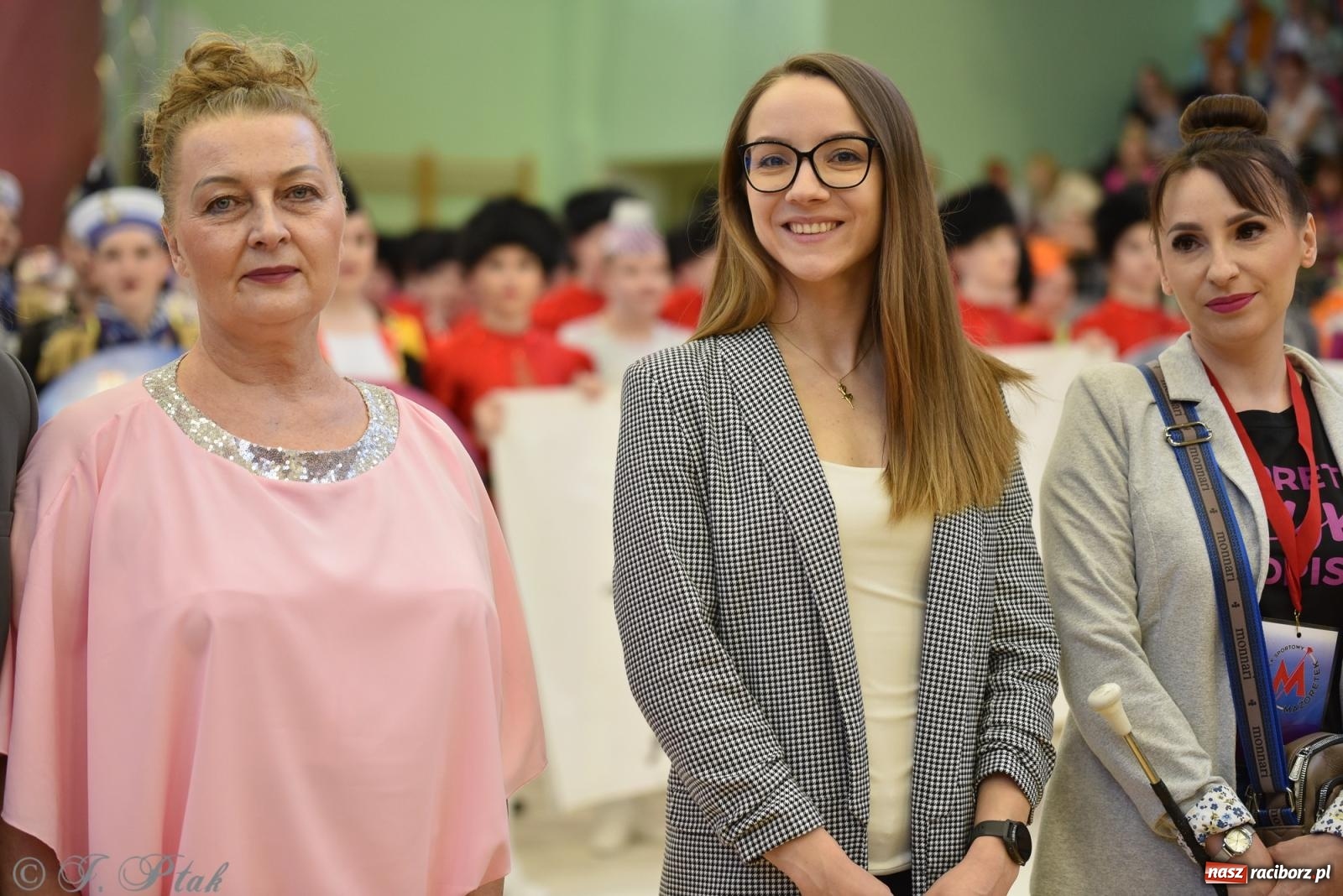 Zdjęcie w galerii na portalu naszraciborz.pl: Mażoretki zawładnęły areną przy Łąkowej. Drugi dzień mistrzostw [FOTO] wiadomości z regionu