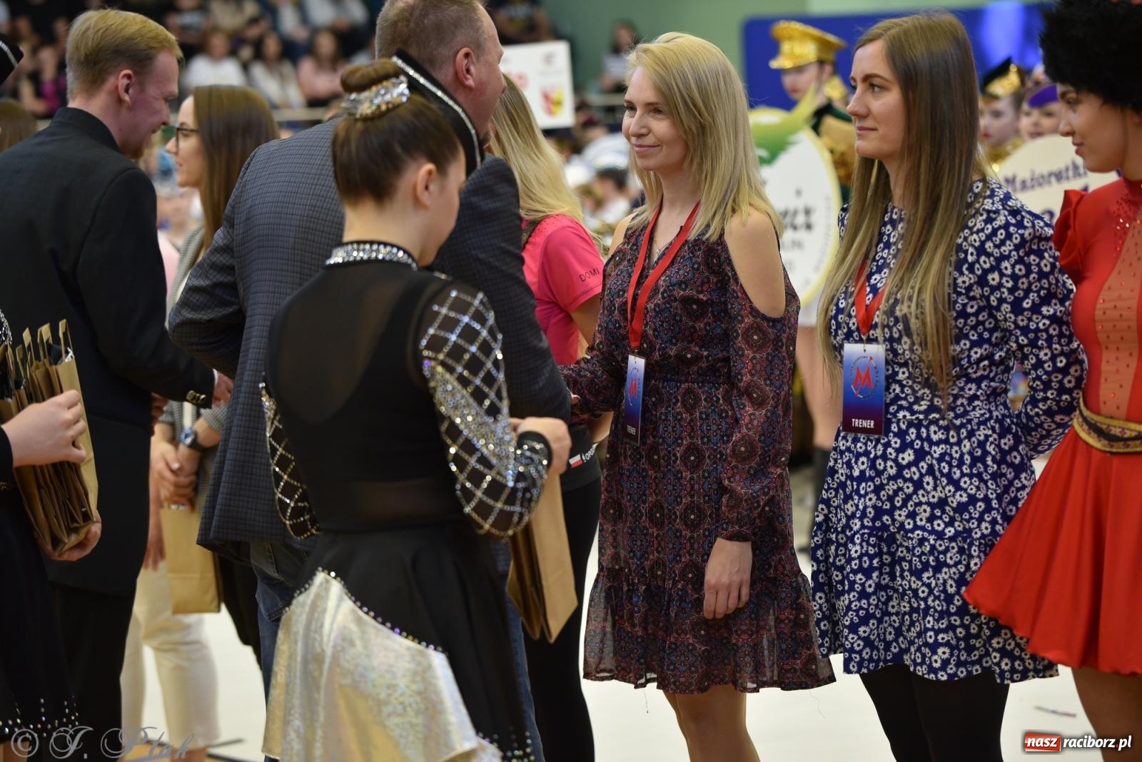 Zdjęcie w galerii na portalu naszraciborz.pl: Mażoretki zawładnęły areną przy Łąkowej. Drugi dzień mistrzostw [FOTO] wiadomości z regionu
