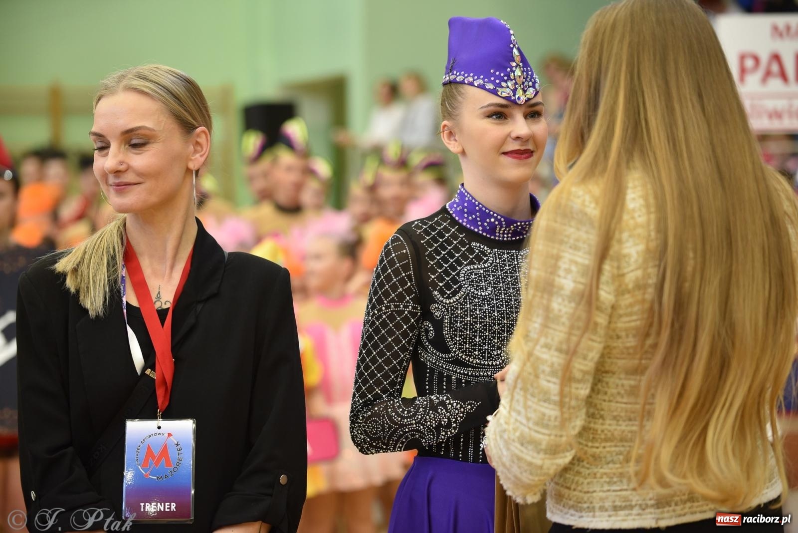 Zdjęcie w galerii na portalu naszraciborz.pl: Mażoretki zawładnęły areną przy Łąkowej. Drugi dzień mistrzostw [FOTO] wiadomości z regionu