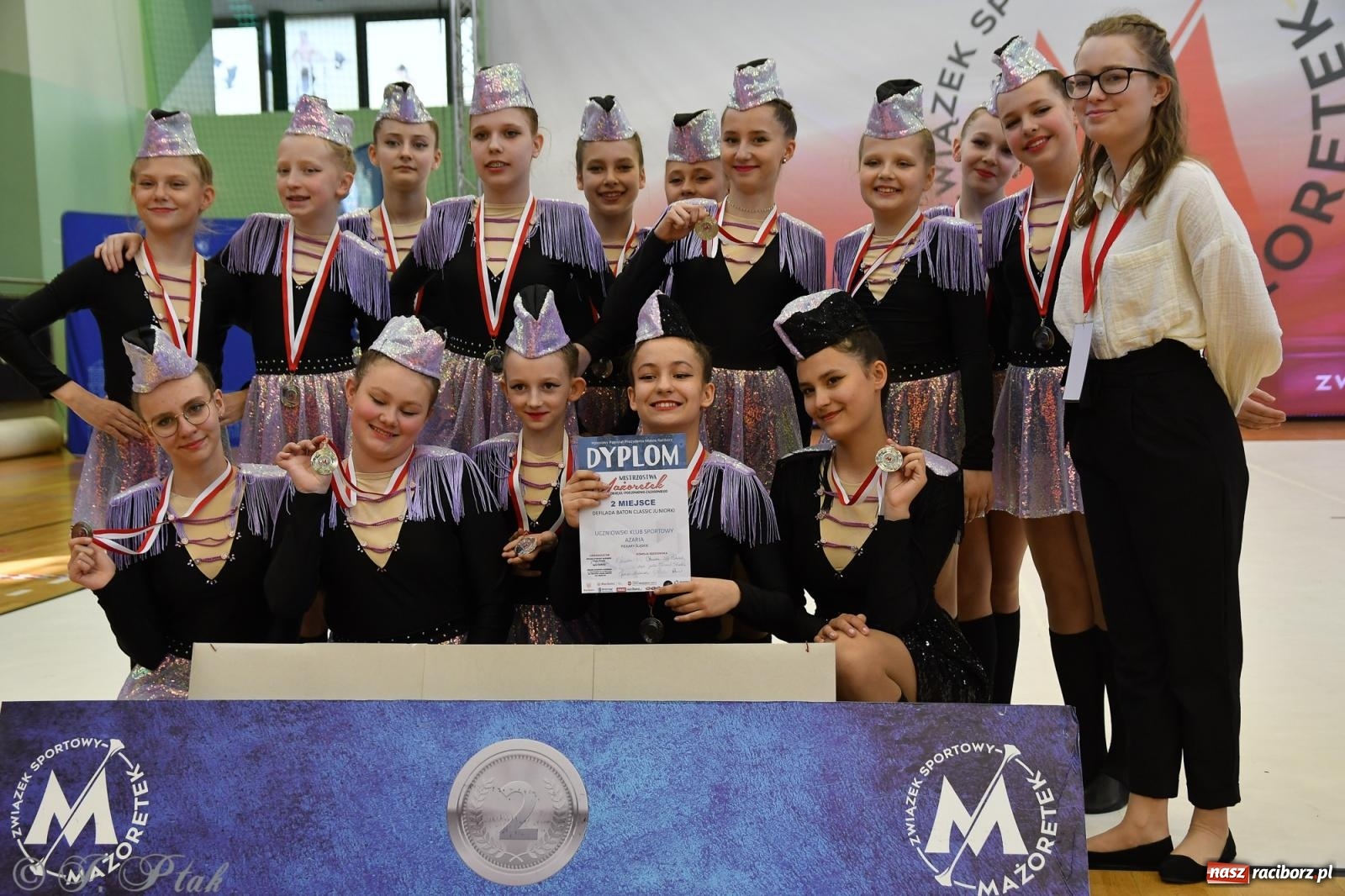 Zdjęcie w galerii na portalu naszraciborz.pl: Mażoretki zawładnęły areną przy Łąkowej. Drugi dzień mistrzostw [FOTO] wiadomości z regionu