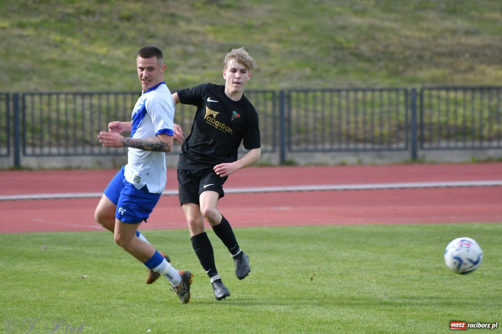 Zdjęcie w galerii na portalu naszraciborz.pl: Unia Racibórz z kolejnym zwycięstwem [FOTO] wiadomości z regionu