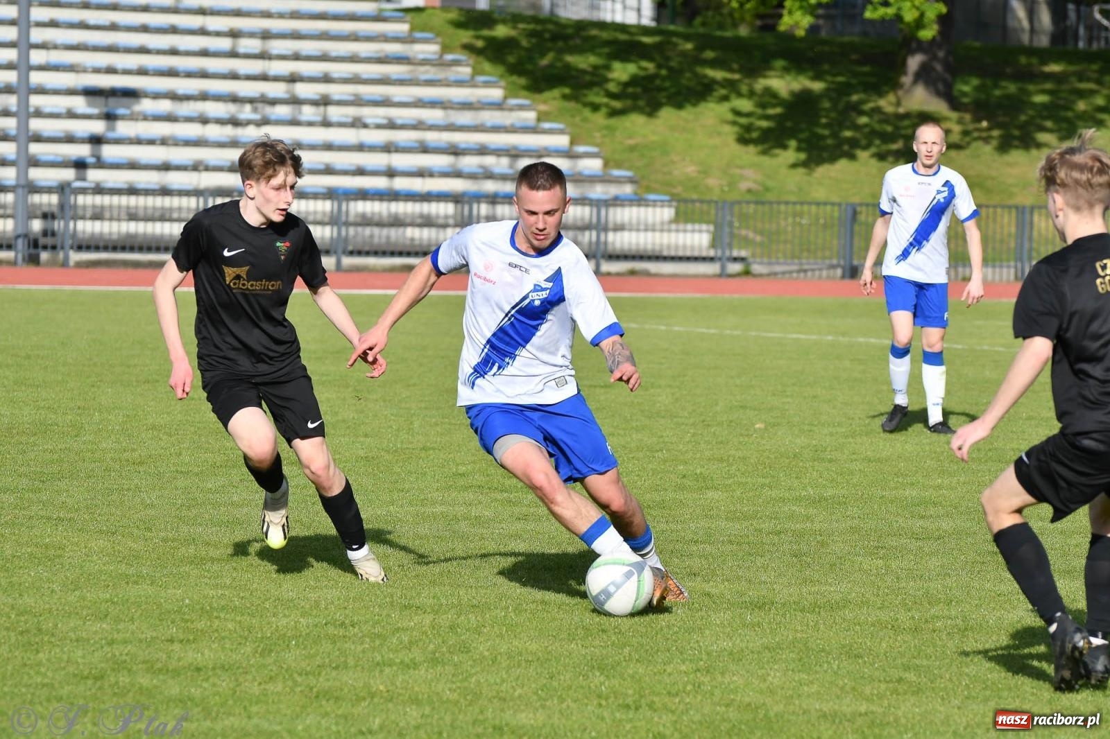 Zdjęcie w galerii na portalu naszraciborz.pl: Unia Racibórz z kolejnym zwycięstwem [FOTO] wiadomości z regionu