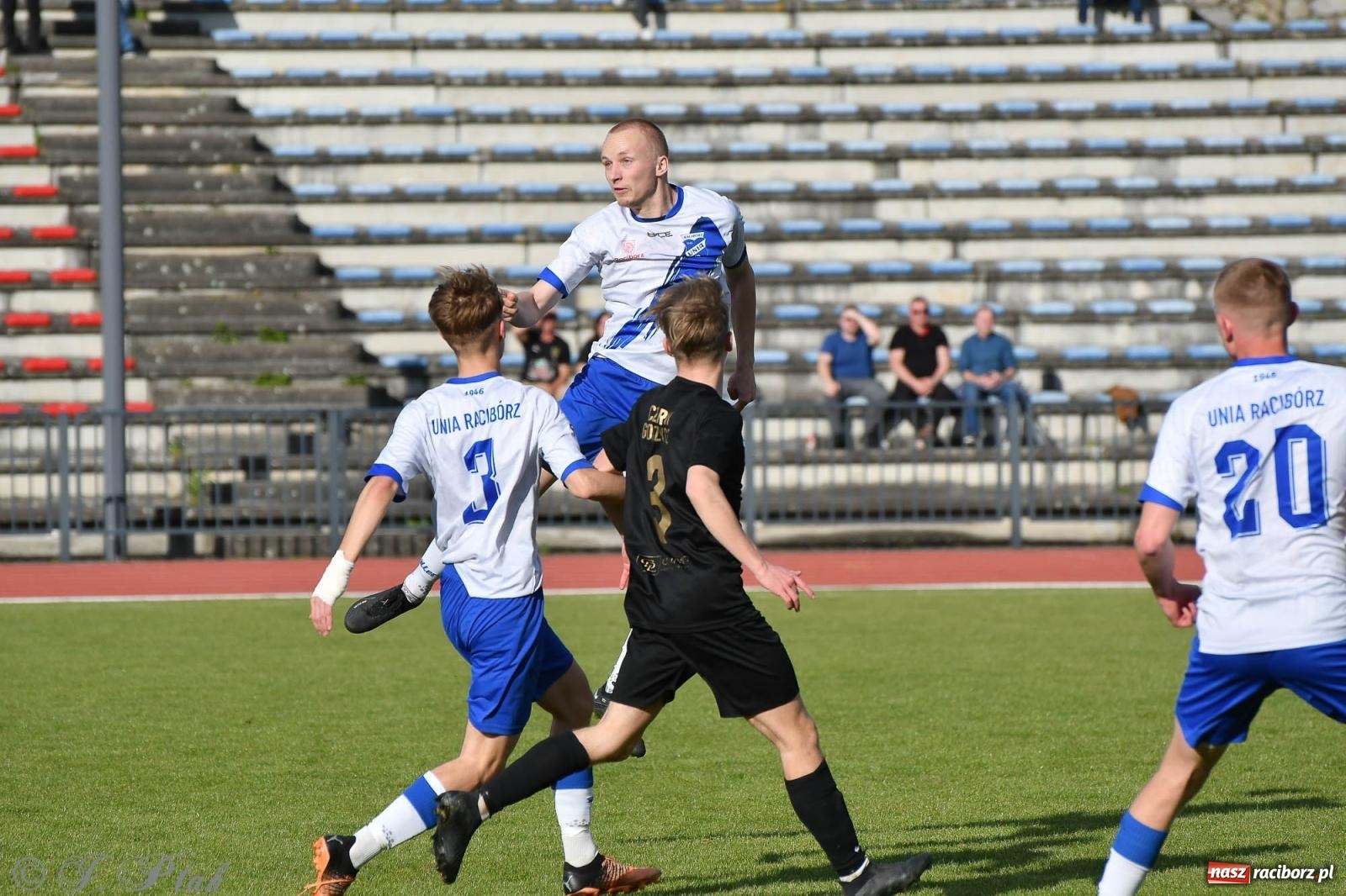 Zdjęcie w galerii na portalu naszraciborz.pl: Unia Racibórz z kolejnym zwycięstwem [FOTO] wiadomości z regionu