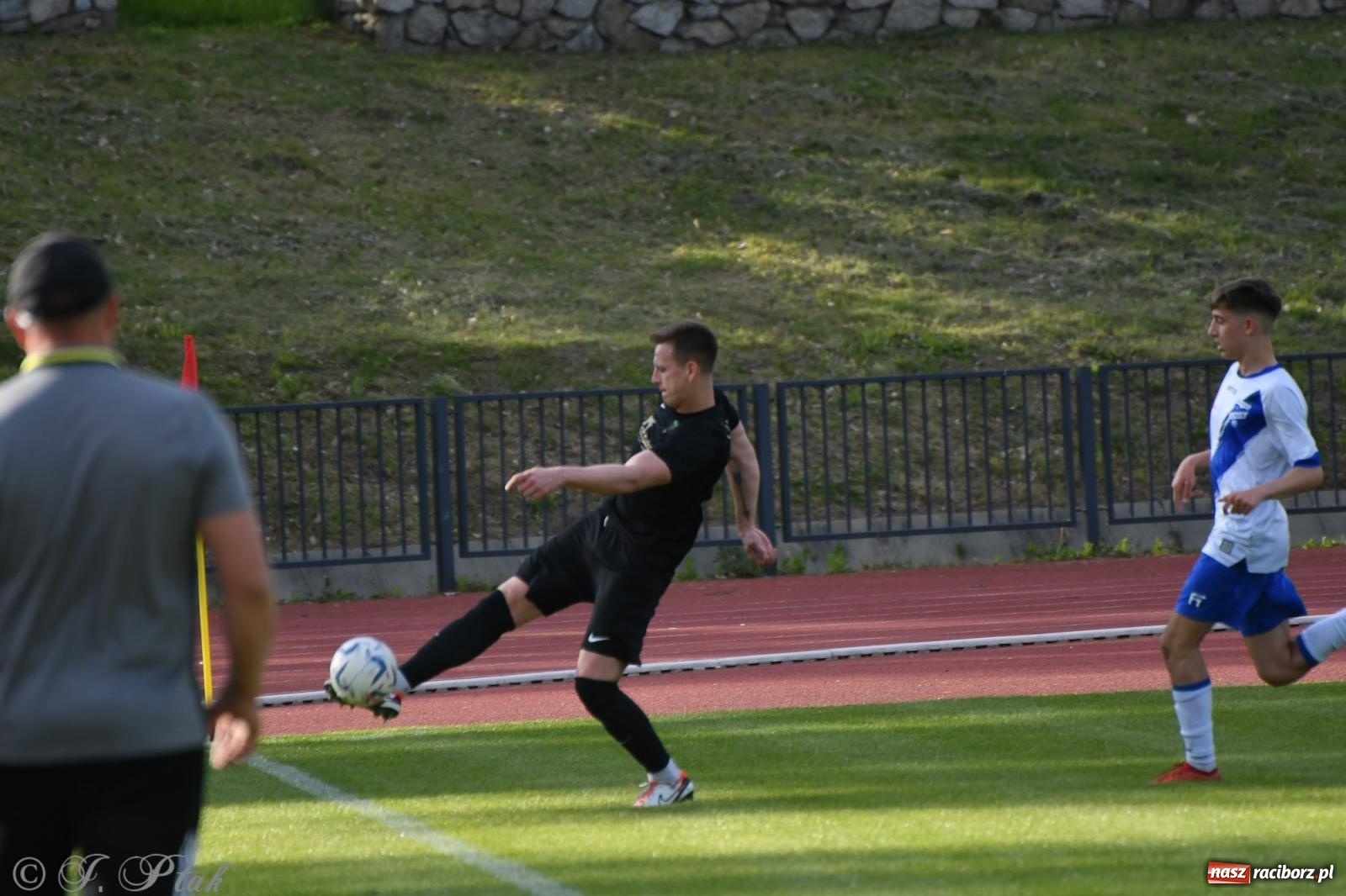 Zdjęcie w galerii na portalu naszraciborz.pl: Unia Racibórz z kolejnym zwycięstwem [FOTO] wiadomości z regionu