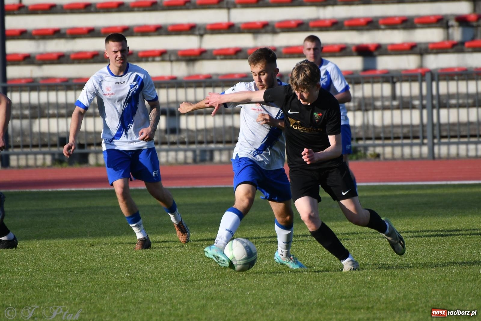 Zdjęcie w galerii na portalu naszraciborz.pl: Unia Racibórz z kolejnym zwycięstwem [FOTO] wiadomości z regionu