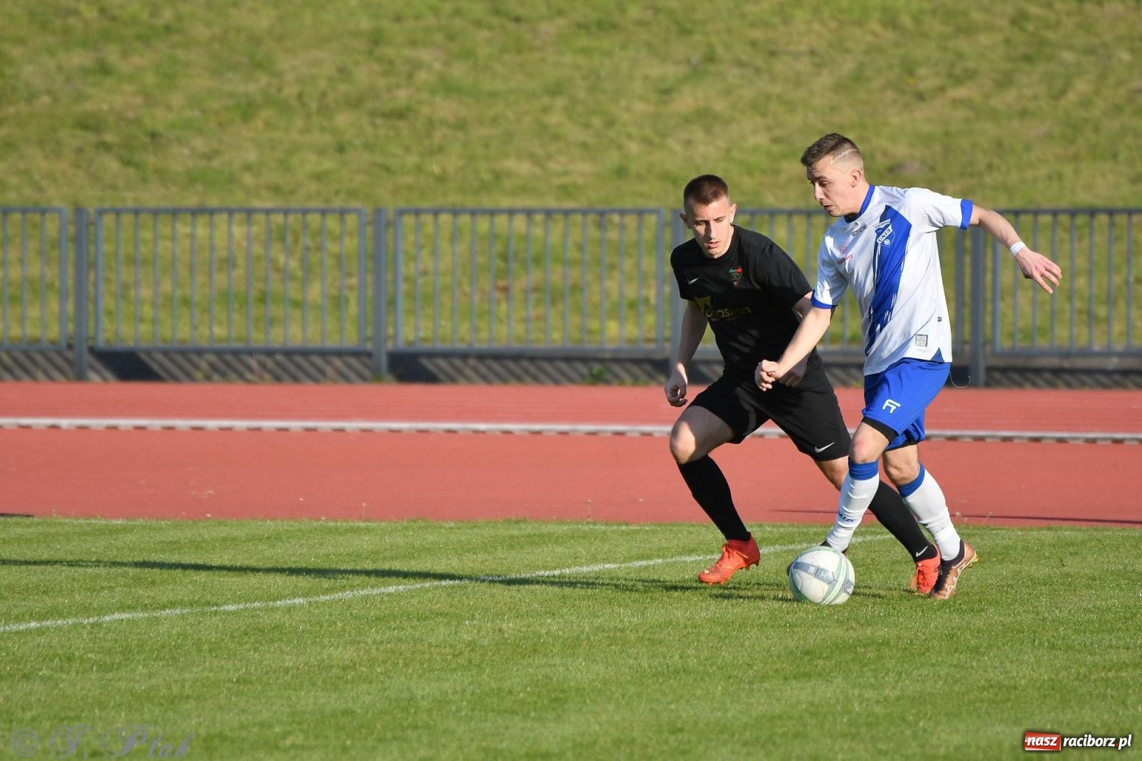 Zdjęcie w galerii na portalu naszraciborz.pl: Unia Racibórz z kolejnym zwycięstwem [FOTO] wiadomości z regionu