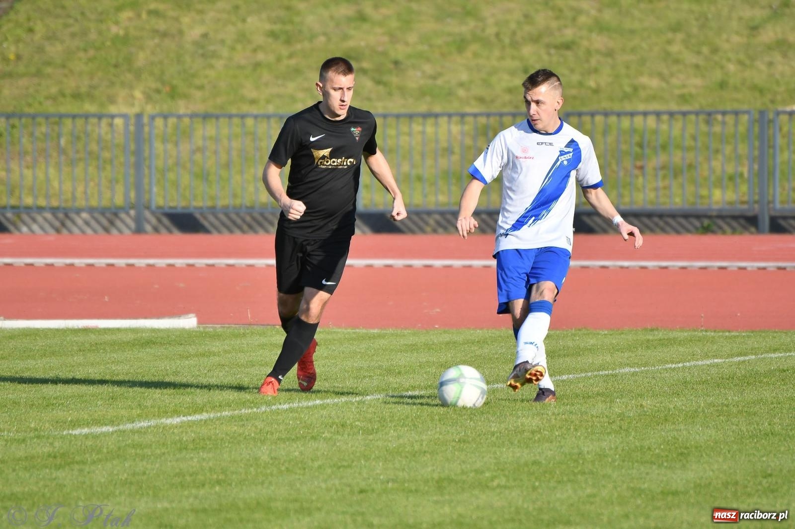 Zdjęcie w galerii na portalu naszraciborz.pl: Unia Racibórz z kolejnym zwycięstwem [FOTO] wiadomości z regionu