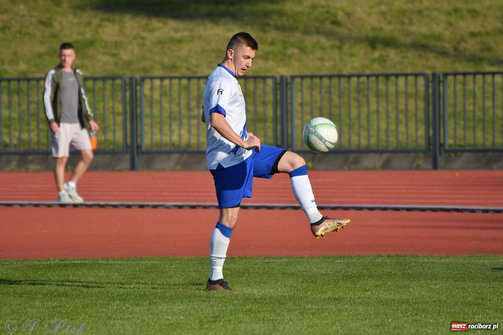 Zdjęcie w galerii na portalu naszraciborz.pl: Unia Racibórz z kolejnym zwycięstwem [FOTO] wiadomości z regionu