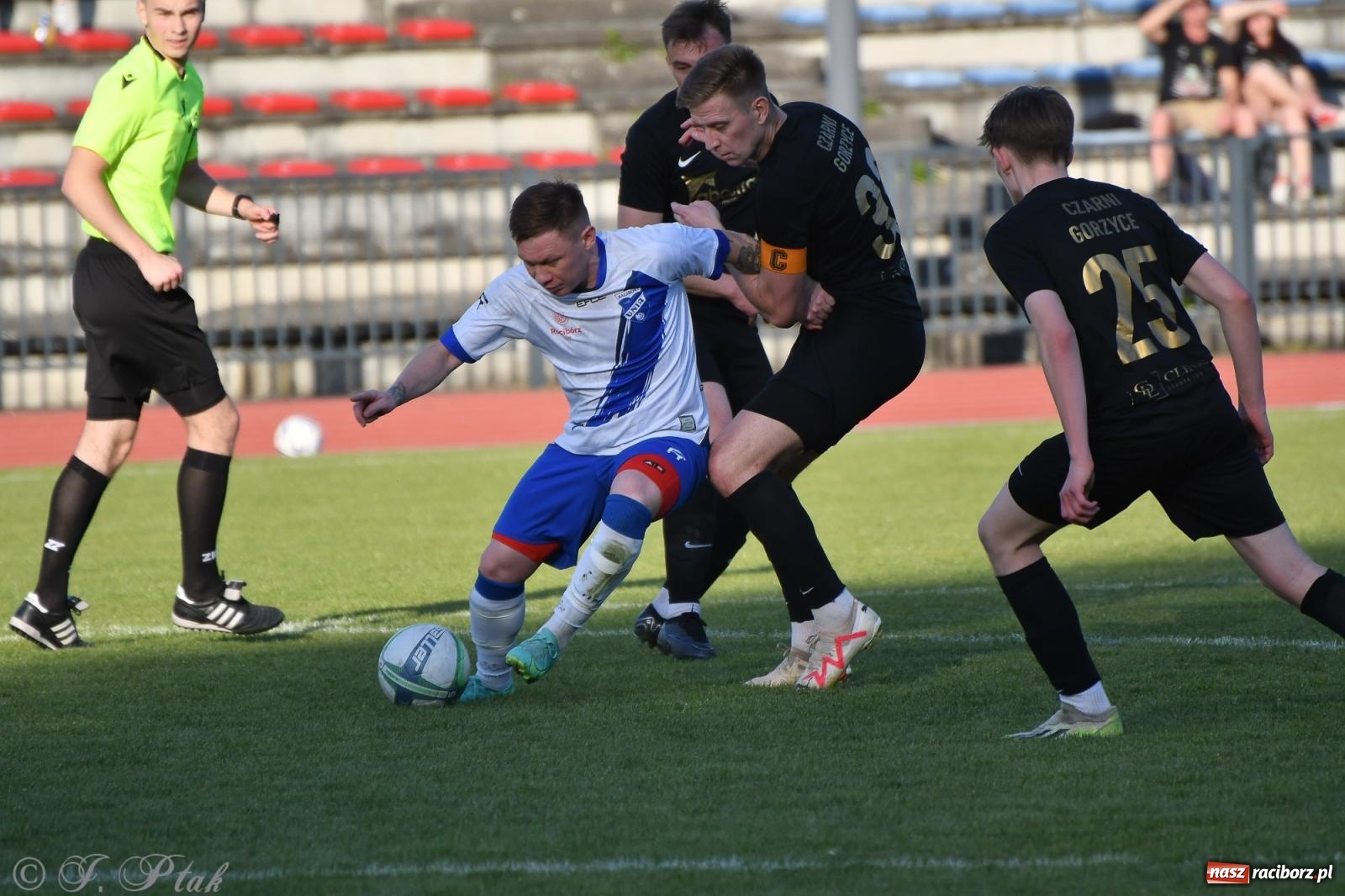 Zdjęcie w galerii na portalu naszraciborz.pl: Unia Racibórz z kolejnym zwycięstwem [FOTO] wiadomości z regionu