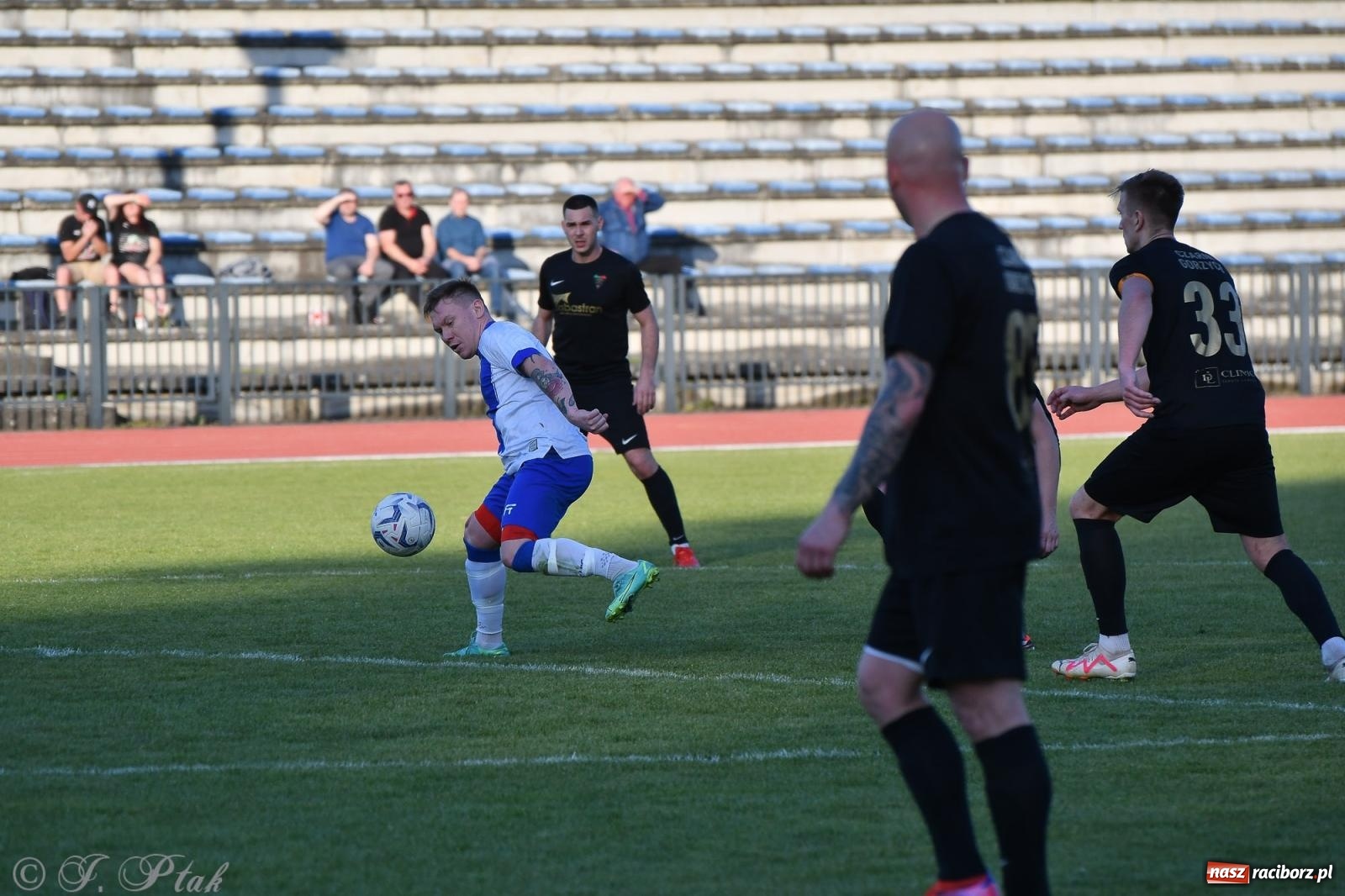 Zdjęcie w galerii na portalu naszraciborz.pl: Unia Racibórz z kolejnym zwycięstwem [FOTO] wiadomości z regionu