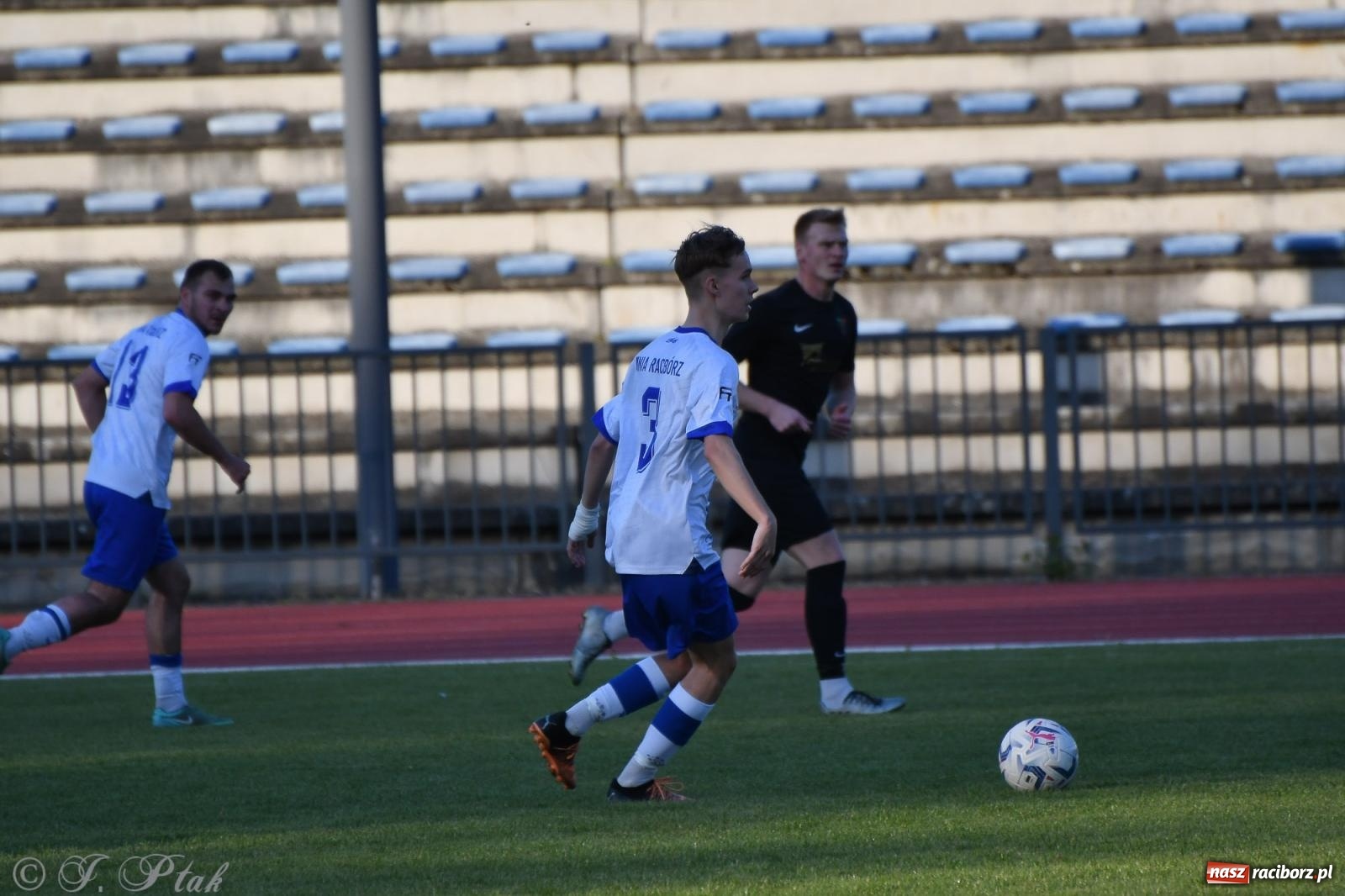 Zdjęcie w galerii na portalu naszraciborz.pl: Unia Racibórz z kolejnym zwycięstwem [FOTO] wiadomości z regionu