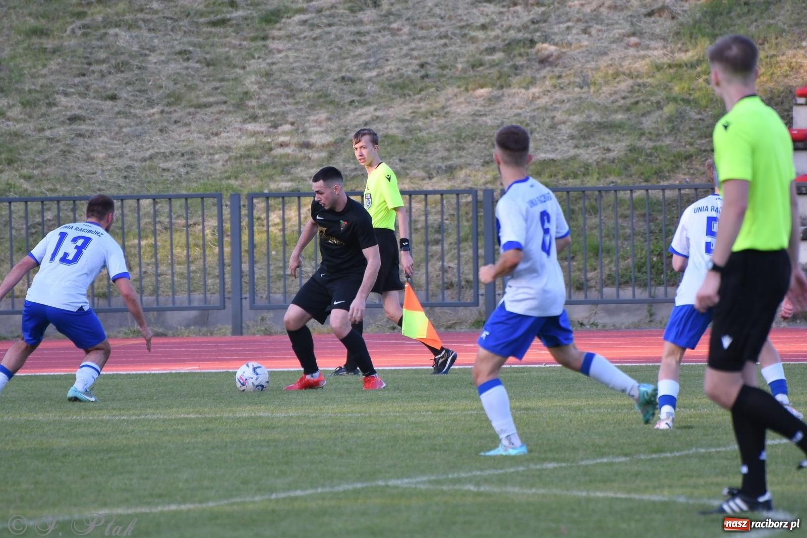 Zdjęcie w galerii na portalu naszraciborz.pl: Unia Racibórz z kolejnym zwycięstwem [FOTO] wiadomości z regionu