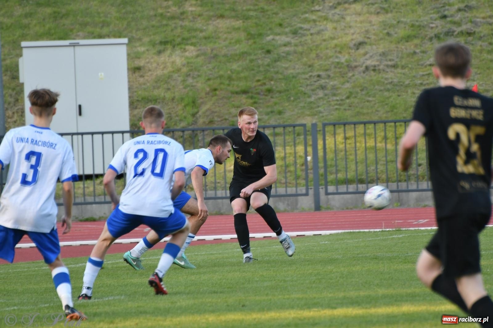 Zdjęcie w galerii na portalu naszraciborz.pl: Unia Racibórz z kolejnym zwycięstwem [FOTO] wiadomości z regionu