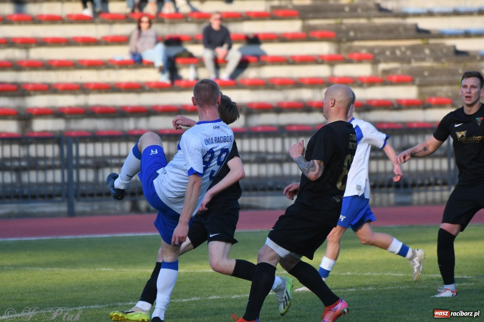 Zdjęcie w galerii na portalu naszraciborz.pl: Unia Racibórz z kolejnym zwycięstwem [FOTO] wiadomości z regionu