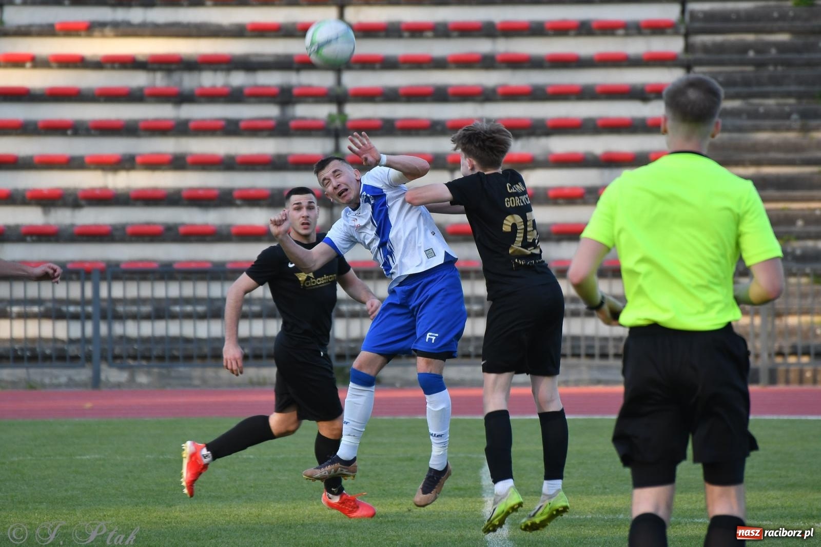 Zdjęcie w galerii na portalu naszraciborz.pl: Unia Racibórz z kolejnym zwycięstwem [FOTO] wiadomości z regionu
