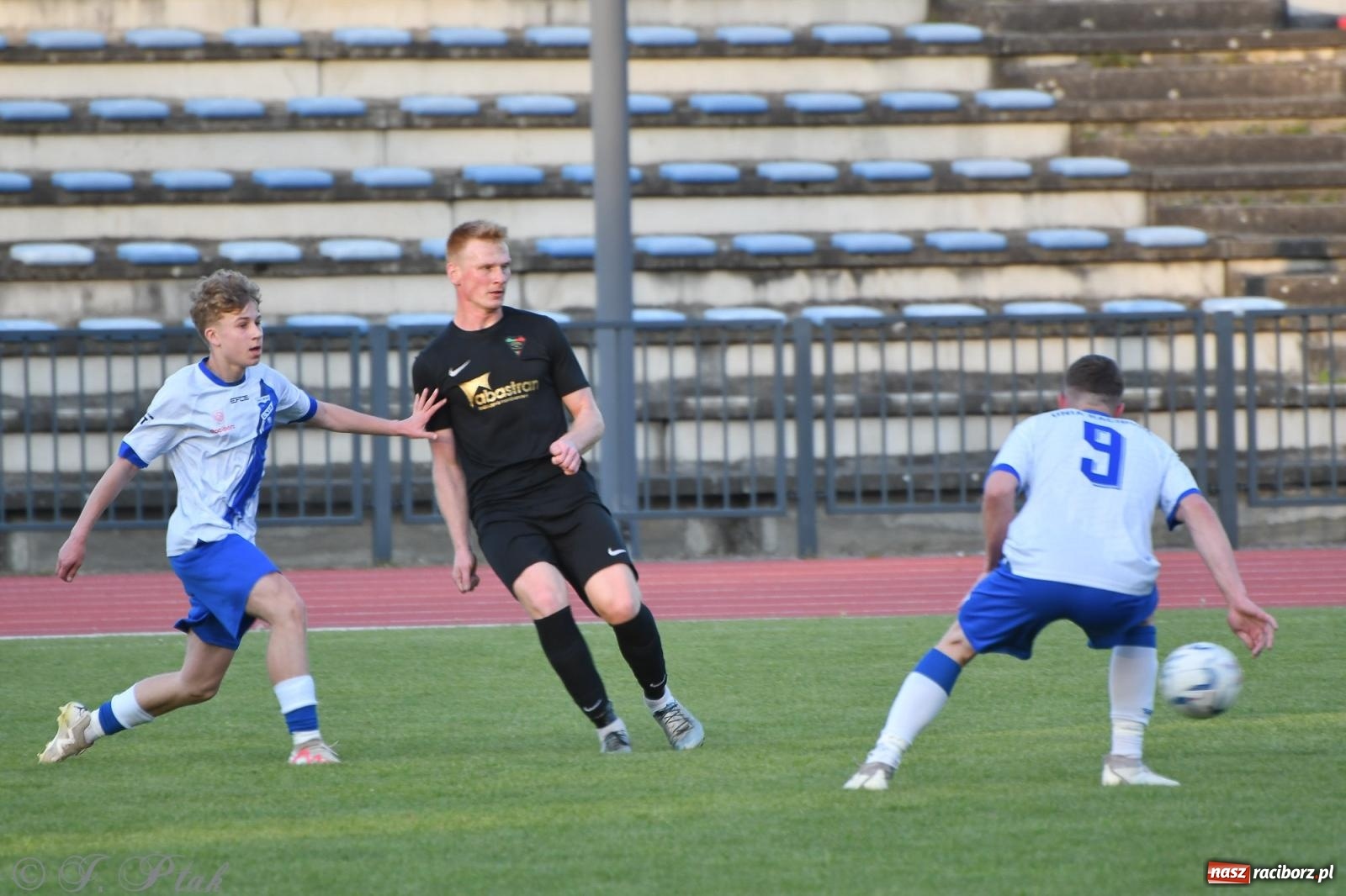 Zdjęcie w galerii na portalu naszraciborz.pl: Unia Racibórz z kolejnym zwycięstwem [FOTO] wiadomości z regionu