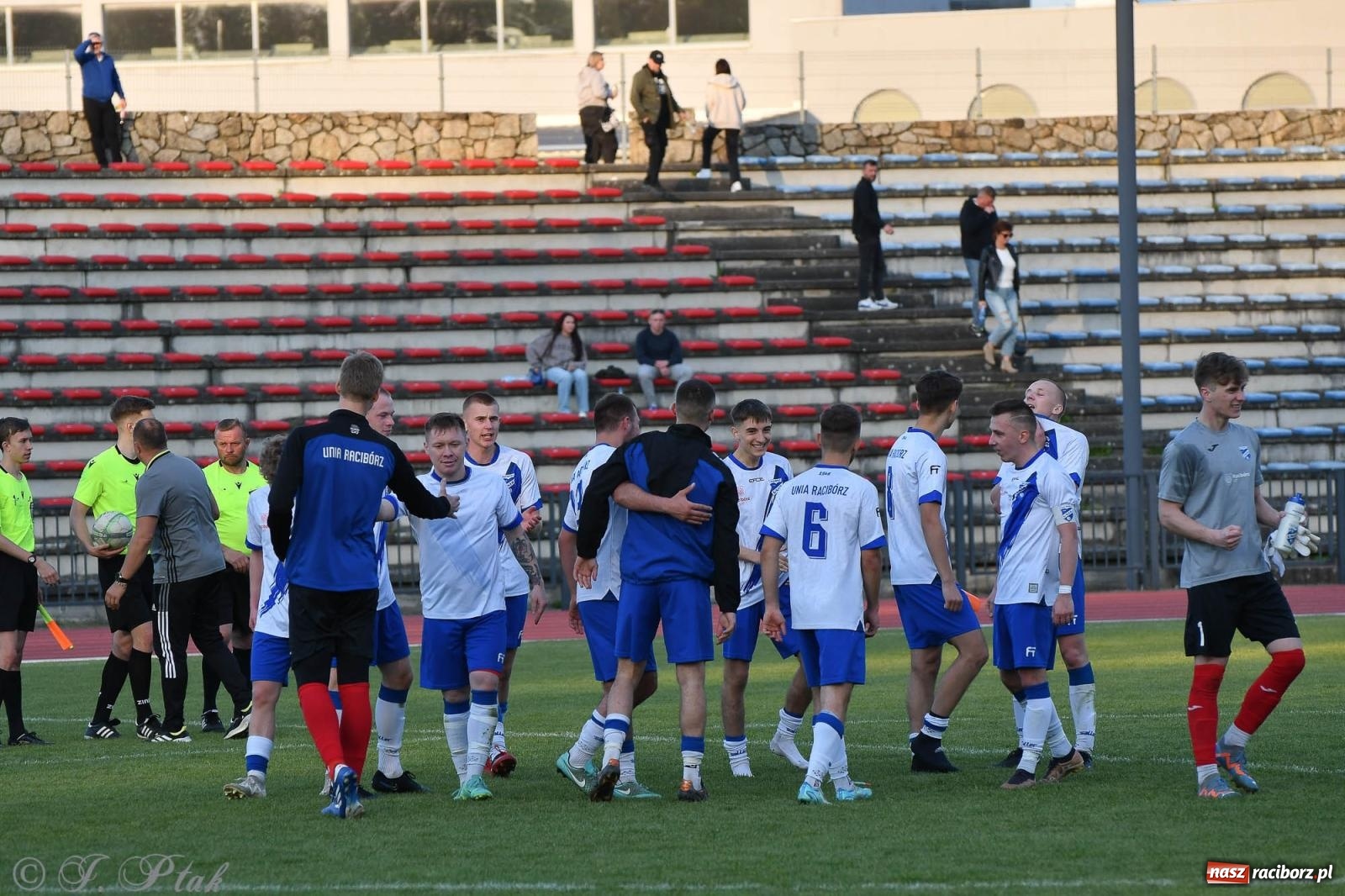 Zdjęcie w galerii na portalu naszraciborz.pl: Unia Racibórz z kolejnym zwycięstwem [FOTO] wiadomości z regionu