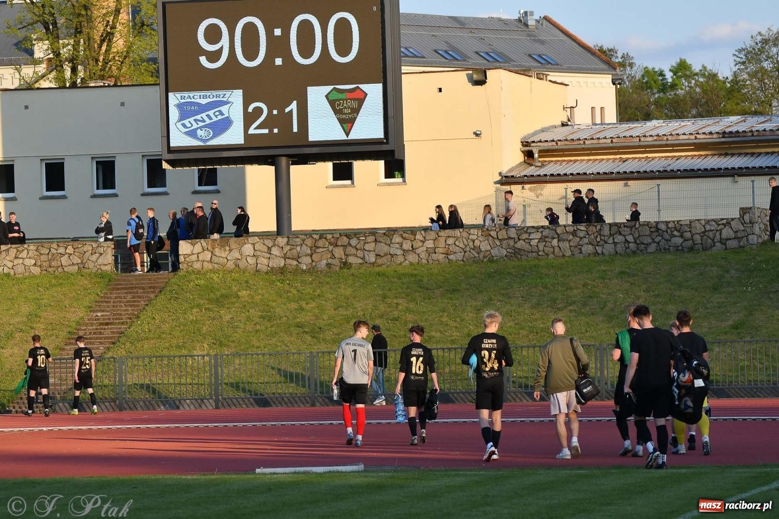 Zdjęcie w galerii na portalu naszraciborz.pl: Unia Racibórz z kolejnym zwycięstwem [FOTO] wiadomości z regionu