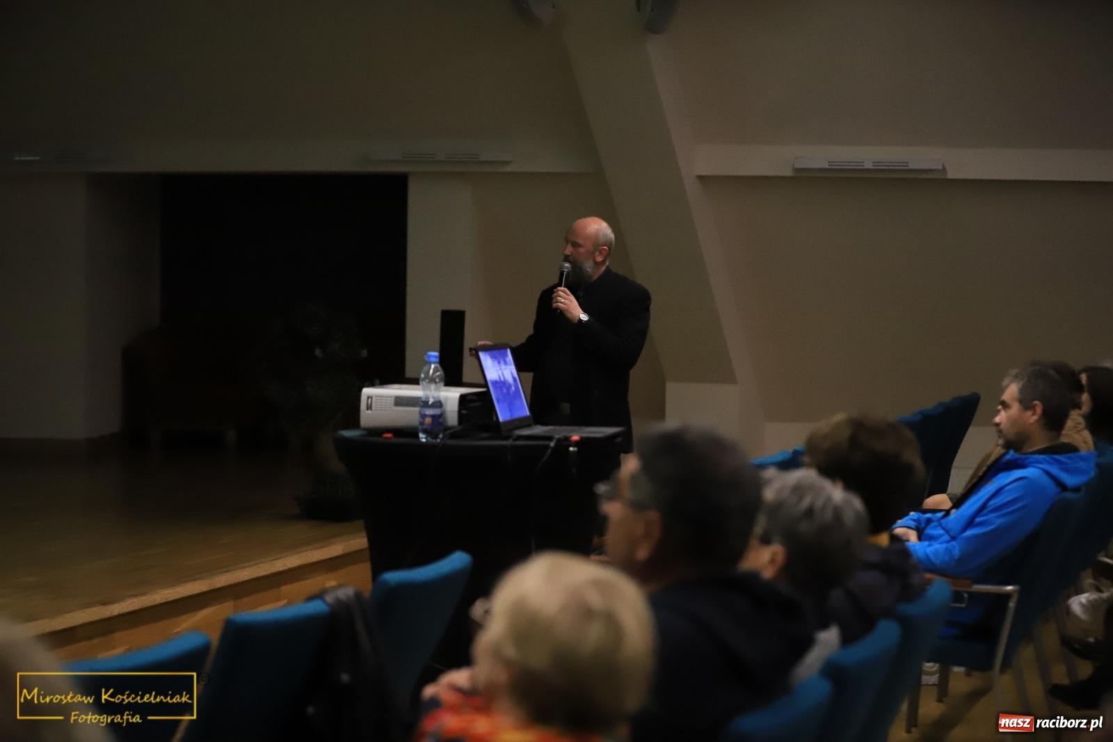 Zdjęcie w galerii na portalu naszraciborz.pl: Raciborzanie lubią zwiedzać zamek nocą [FOTO] wiadomości z regionu