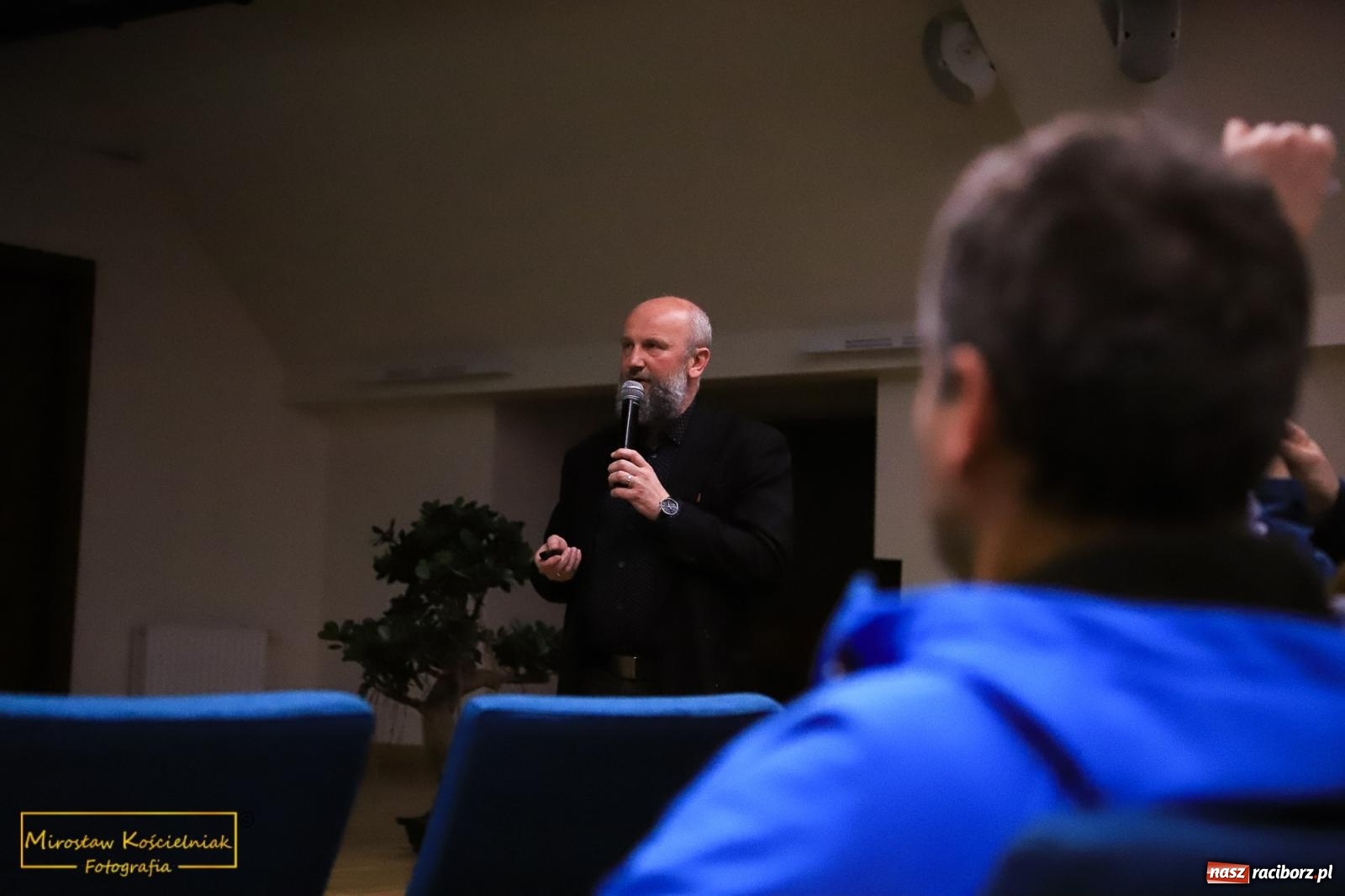 Zdjęcie w galerii na portalu naszraciborz.pl: Raciborzanie lubią zwiedzać zamek nocą [FOTO] wiadomości z regionu