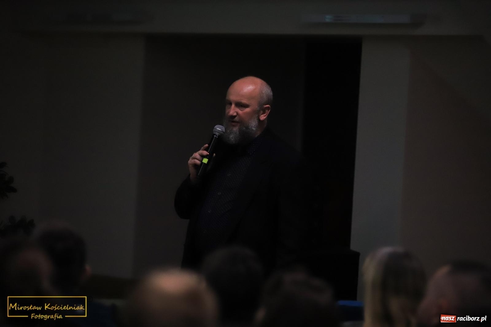 Zdjęcie w galerii na portalu naszraciborz.pl: Raciborzanie lubią zwiedzać zamek nocą [FOTO] wiadomości z regionu