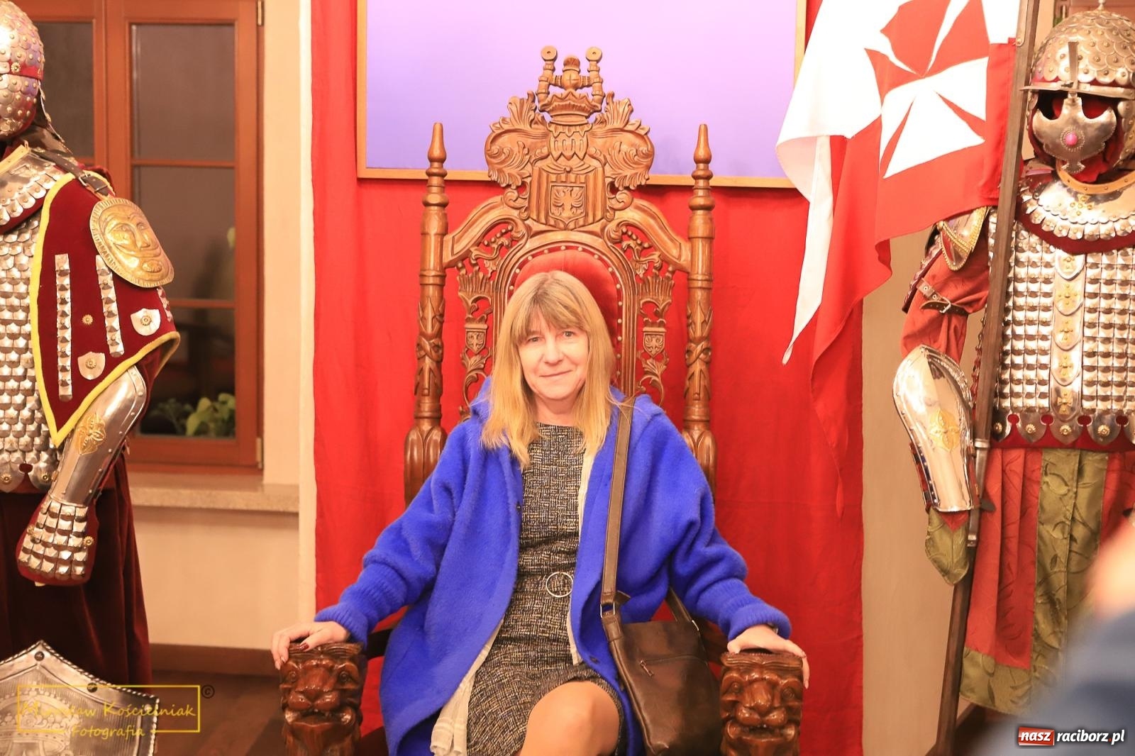 Zdjęcie w galerii na portalu naszraciborz.pl: Raciborzanie lubią zwiedzać zamek nocą [FOTO] wiadomości z regionu