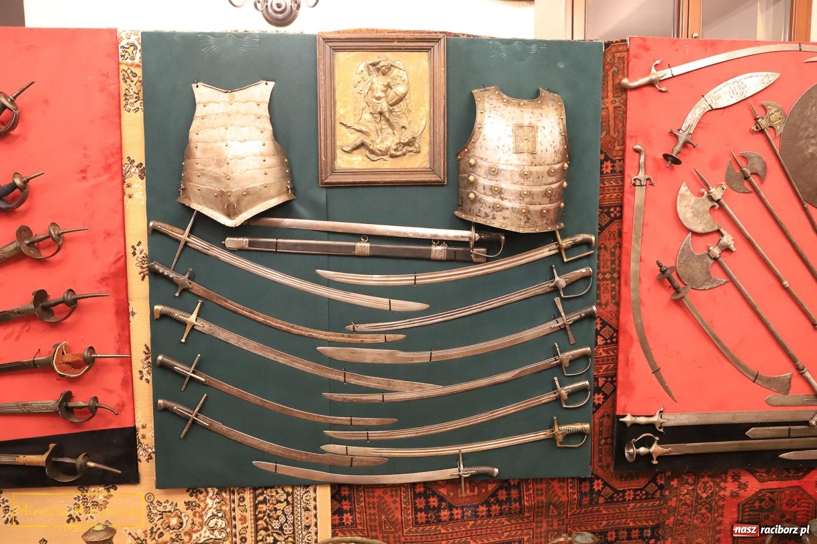 Zdjęcie w galerii na portalu naszraciborz.pl: Raciborzanie lubią zwiedzać zamek nocą [FOTO] wiadomości z regionu