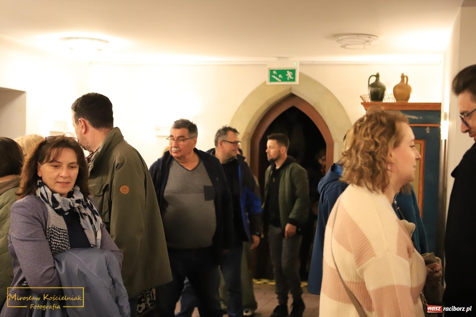 Zdjęcie w galerii na portalu naszraciborz.pl: Raciborzanie lubią zwiedzać zamek nocą [FOTO] wiadomości z regionu